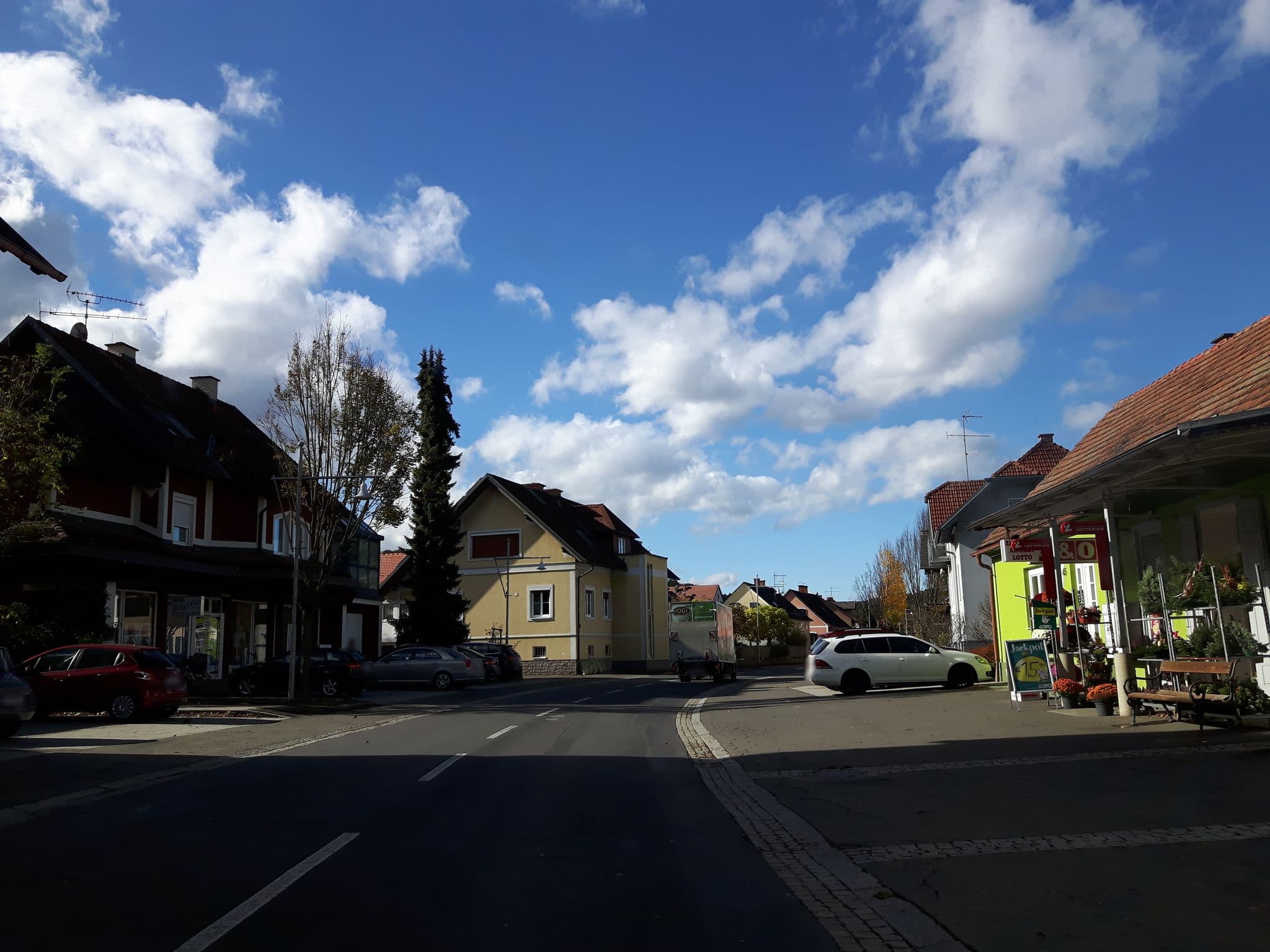 Street view near Gasthaus z Post, Gniebing — © endszbrxns (CC BY-SA · Mapillary)