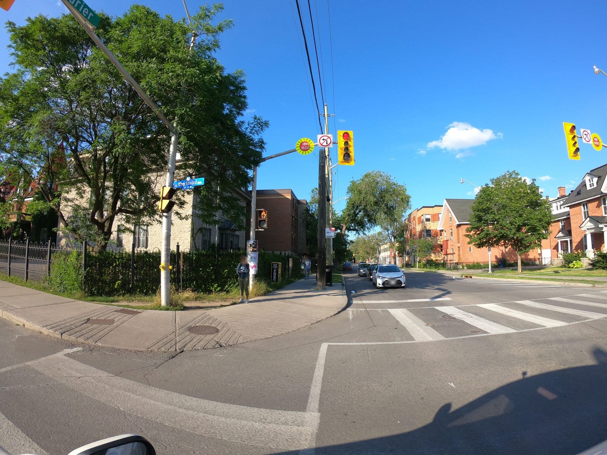 Street view near The King Edward Bed & Breakfast, Sandy Hill — © zzptichka (CC BY-SA · Mapillary)