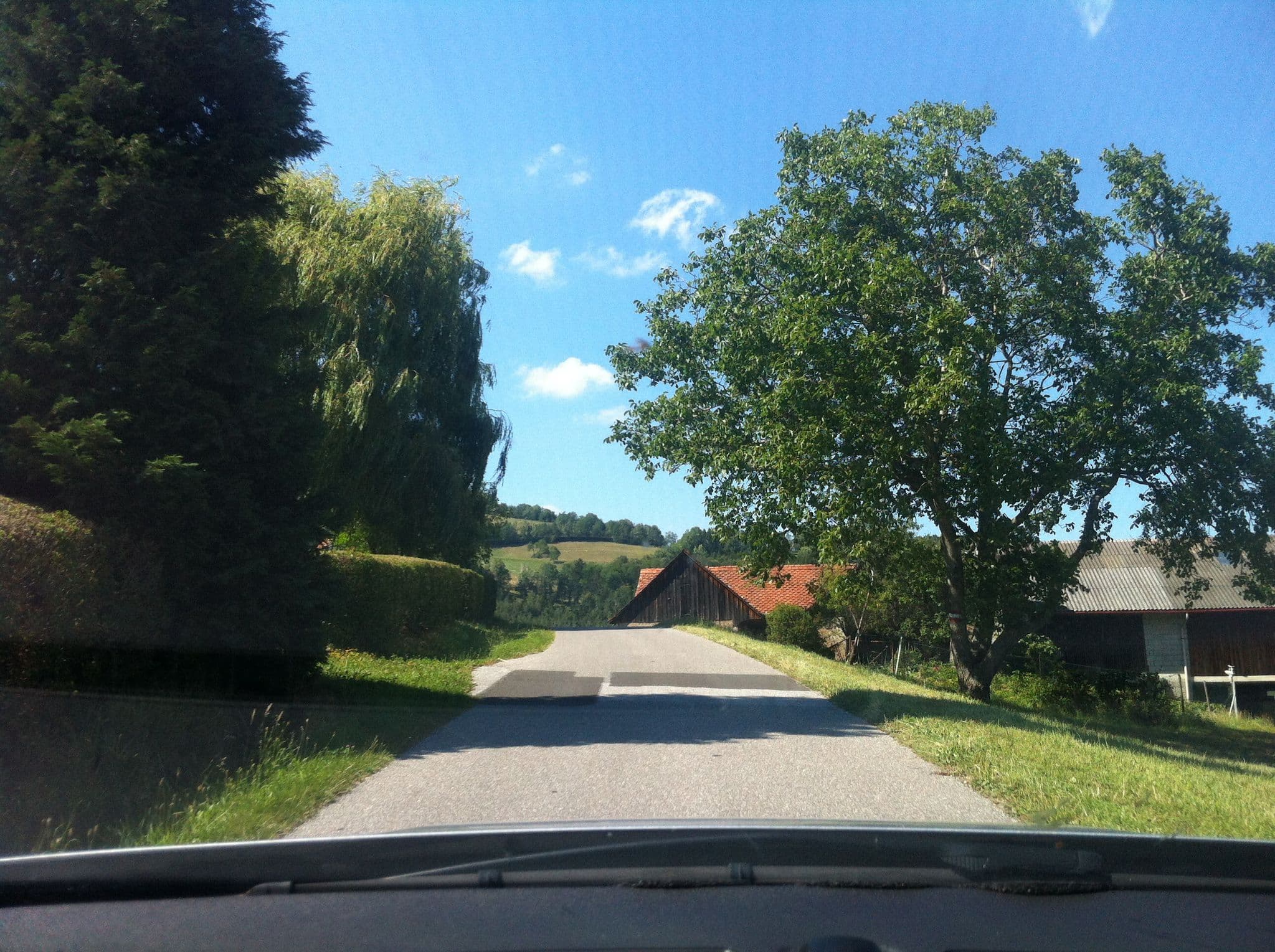 Street view near Familie Bergler, Pischelsdorf in der Steiermark — © tswa (CC BY-SA · Mapillary)