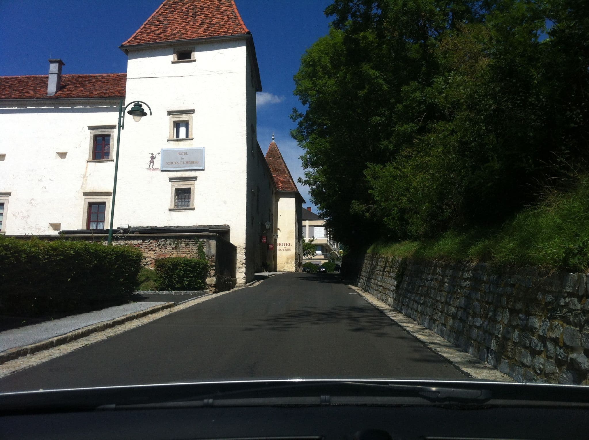 Street view near Bauernhof Sommer, Pöllau — © tswa (CC BY-SA · Mapillary)