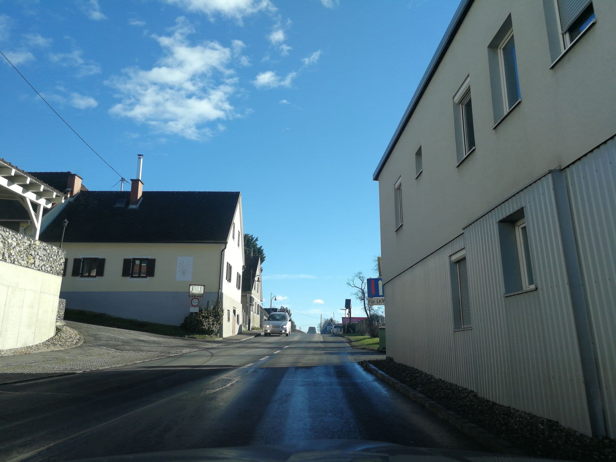 Street view near Gasthof Huber, Gleisdorf — © vplus (CC BY-SA · Mapillary)