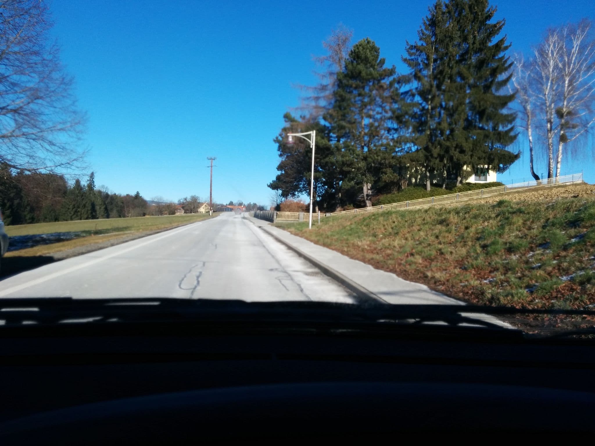 Street view near Kaltenbrunnerhof - Pint, Gleisdorf — © di0v0n (CC BY-SA · Mapillary)