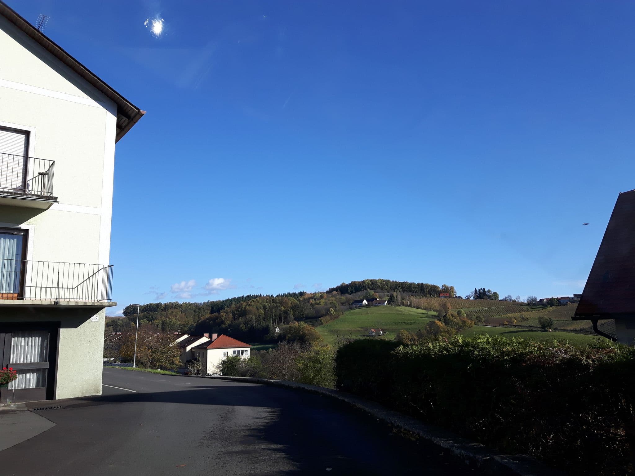 Street view near Ferienwohnung Familie Hartinger, Feldbach — © endszbrxns (CC BY-SA · Mapillary)