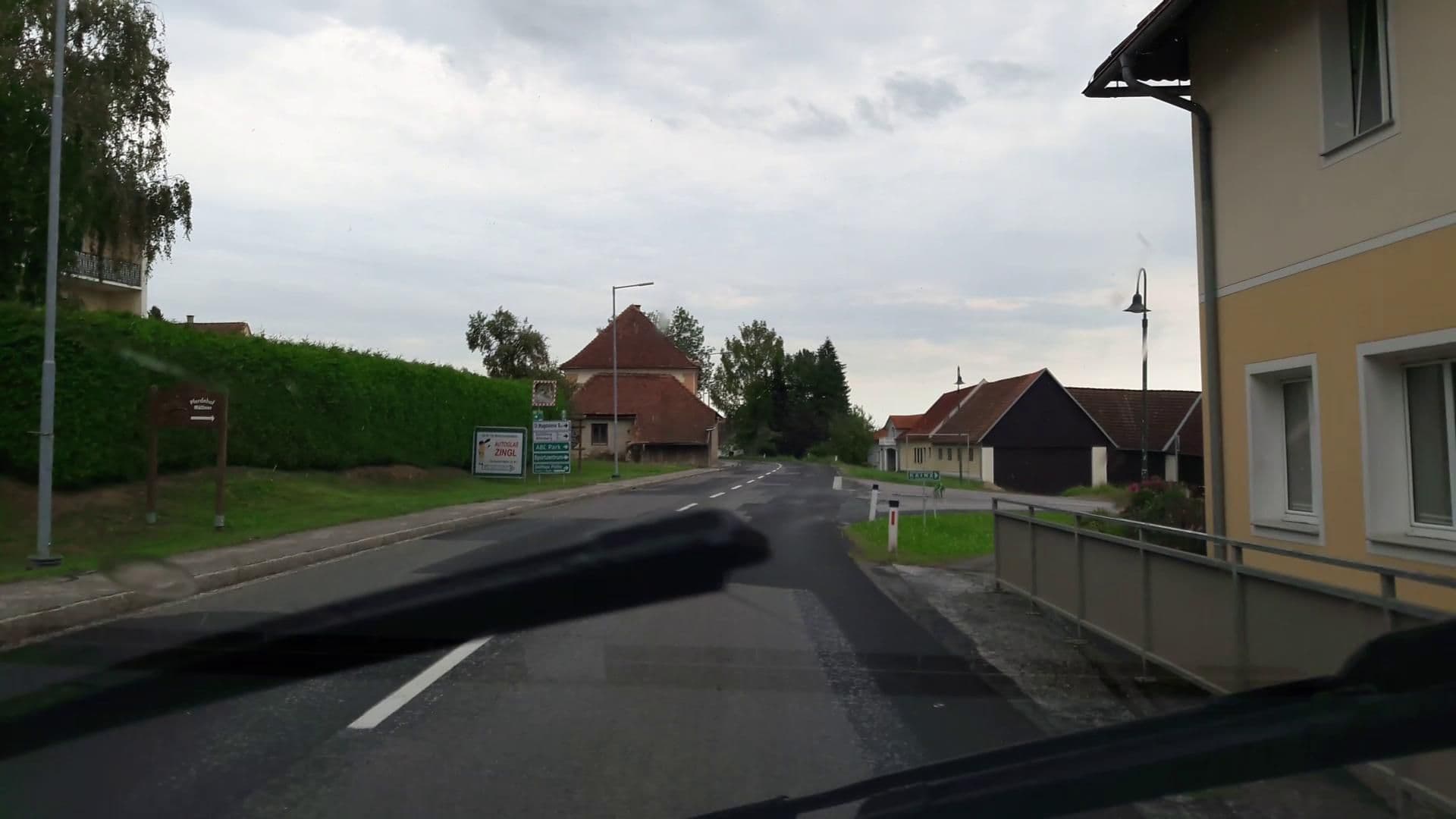 Street view near Maierhofer Rosalinde, Markt Allhau — © stefan147 (CC BY-SA · Mapillary)