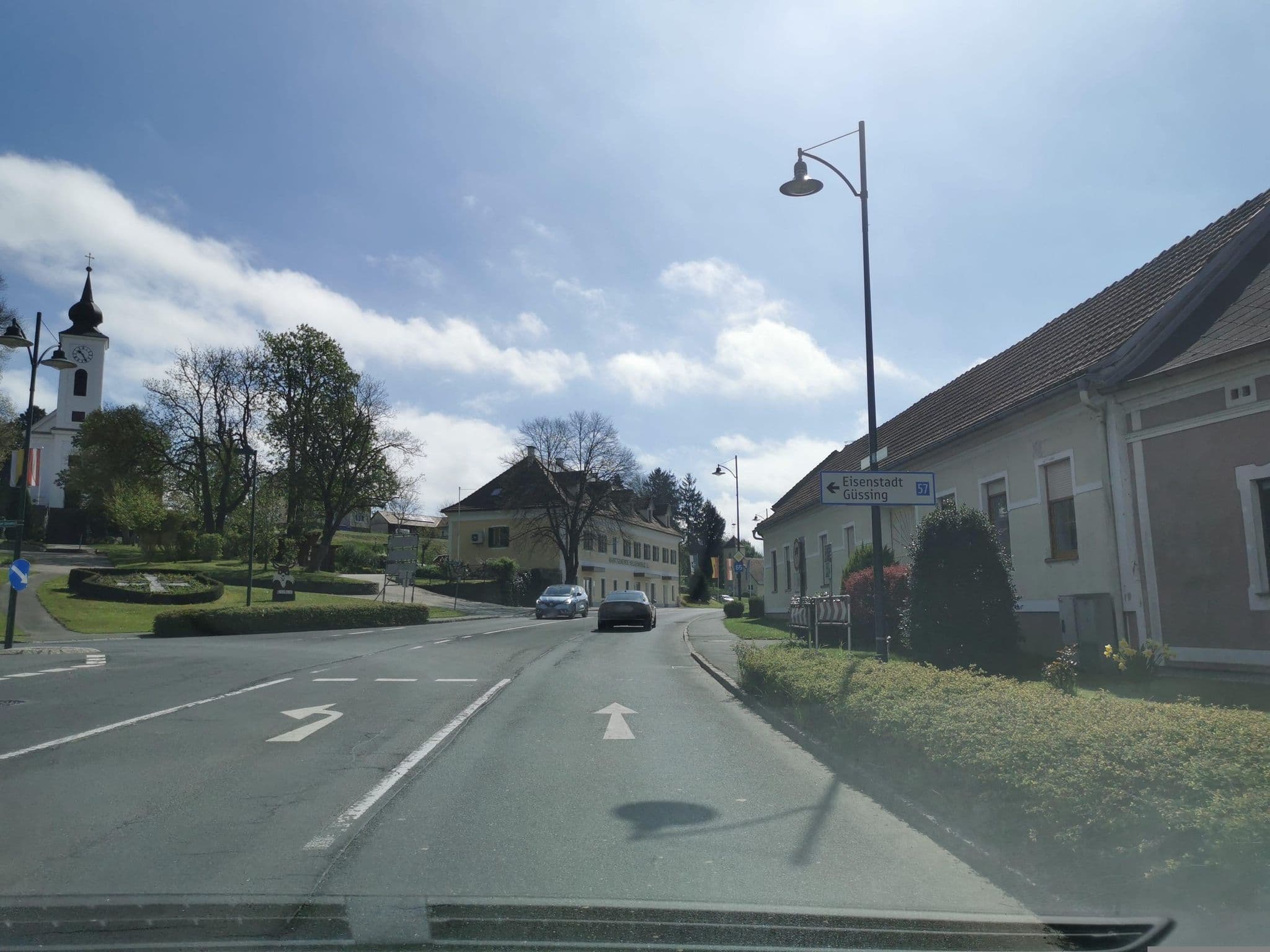 Street view near Gasthof Gibiser, Güssing — © hlfan (CC BY-SA · Mapillary)