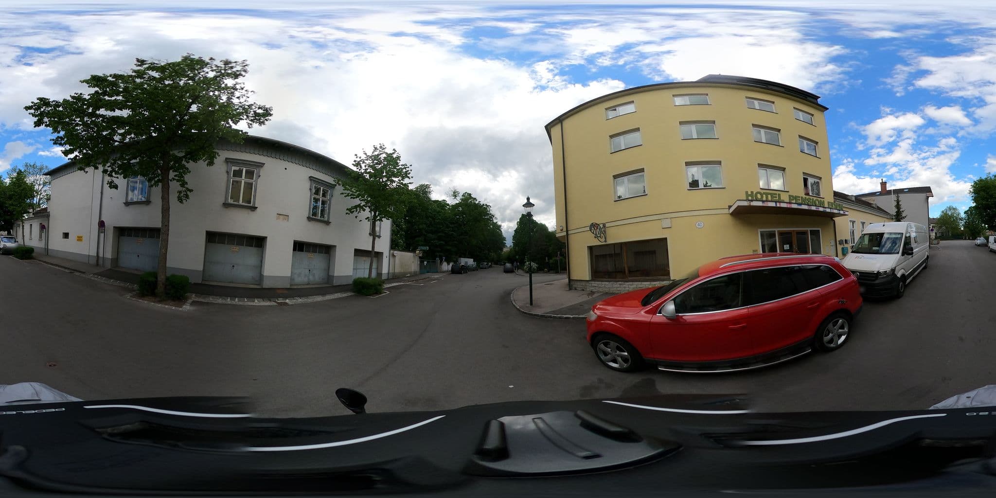 Street view near Samuel Denis Momita, Baden — © di0v0n (CC BY-SA · Mapillary)
