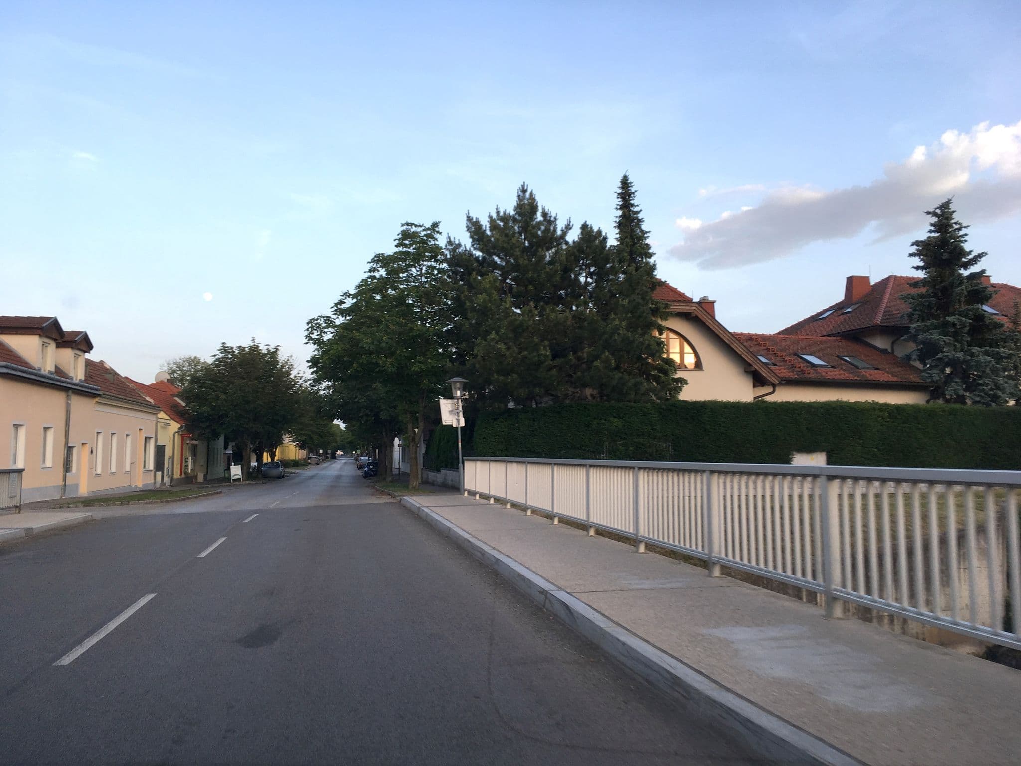 Street view near Nepomuk, Teesdorf — © istefanos (CC BY-SA · Mapillary)