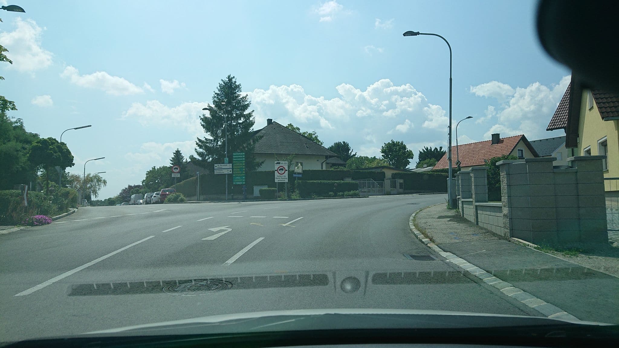 Street view near Hirtl Andreas Wohngemeinschaft Kinderlachen, Hirtenberg — © ximex (CC BY-SA · Mapillary)