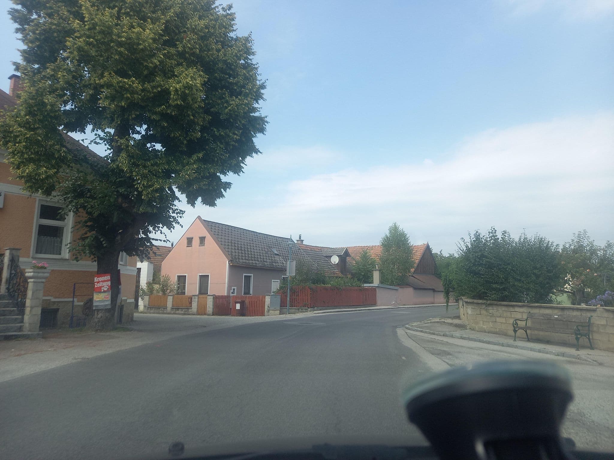 Street view near Günter Pürzl, Winzendorf — © bbdr (CC BY-SA · Mapillary)