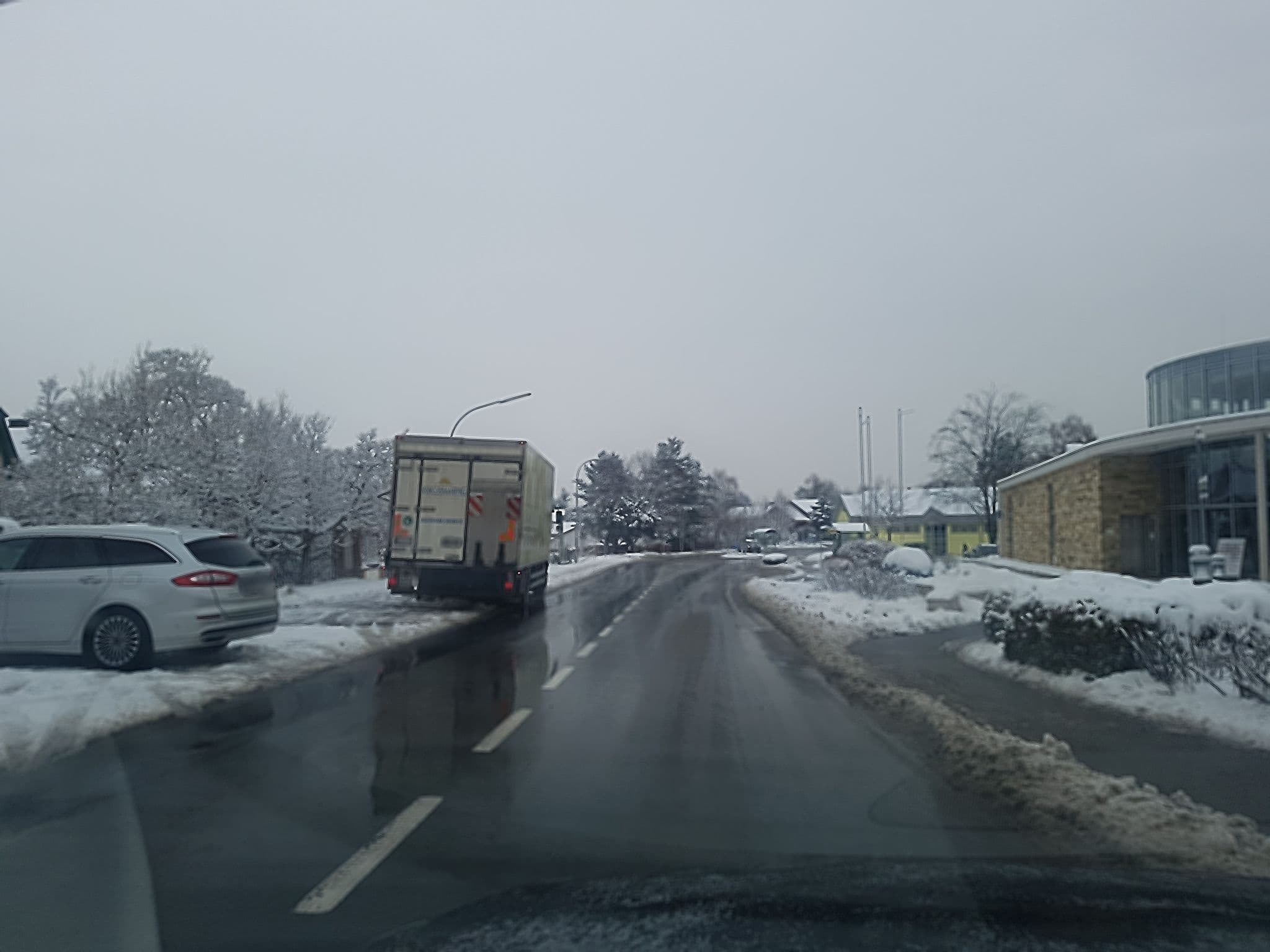 Street view near HOTEL FRÖCH Inh Elisabeth Forstner, Bad Sauerbrunn — © fabinat0r (CC BY-SA · Mapillary)