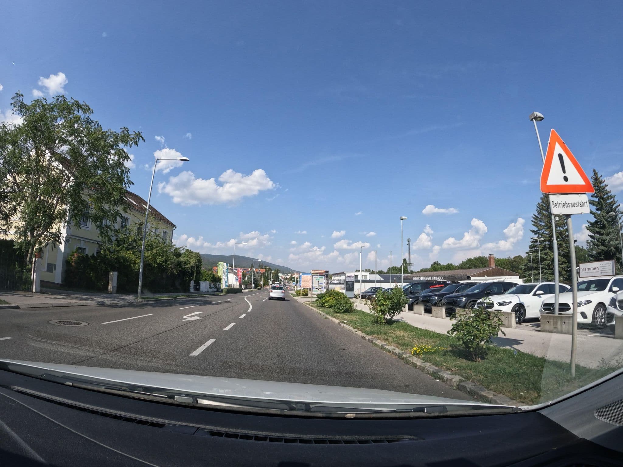 Street view near Star Apartments Baden - Vöslauer Straße, Baden — © erias (CC BY-SA · Mapillary)
