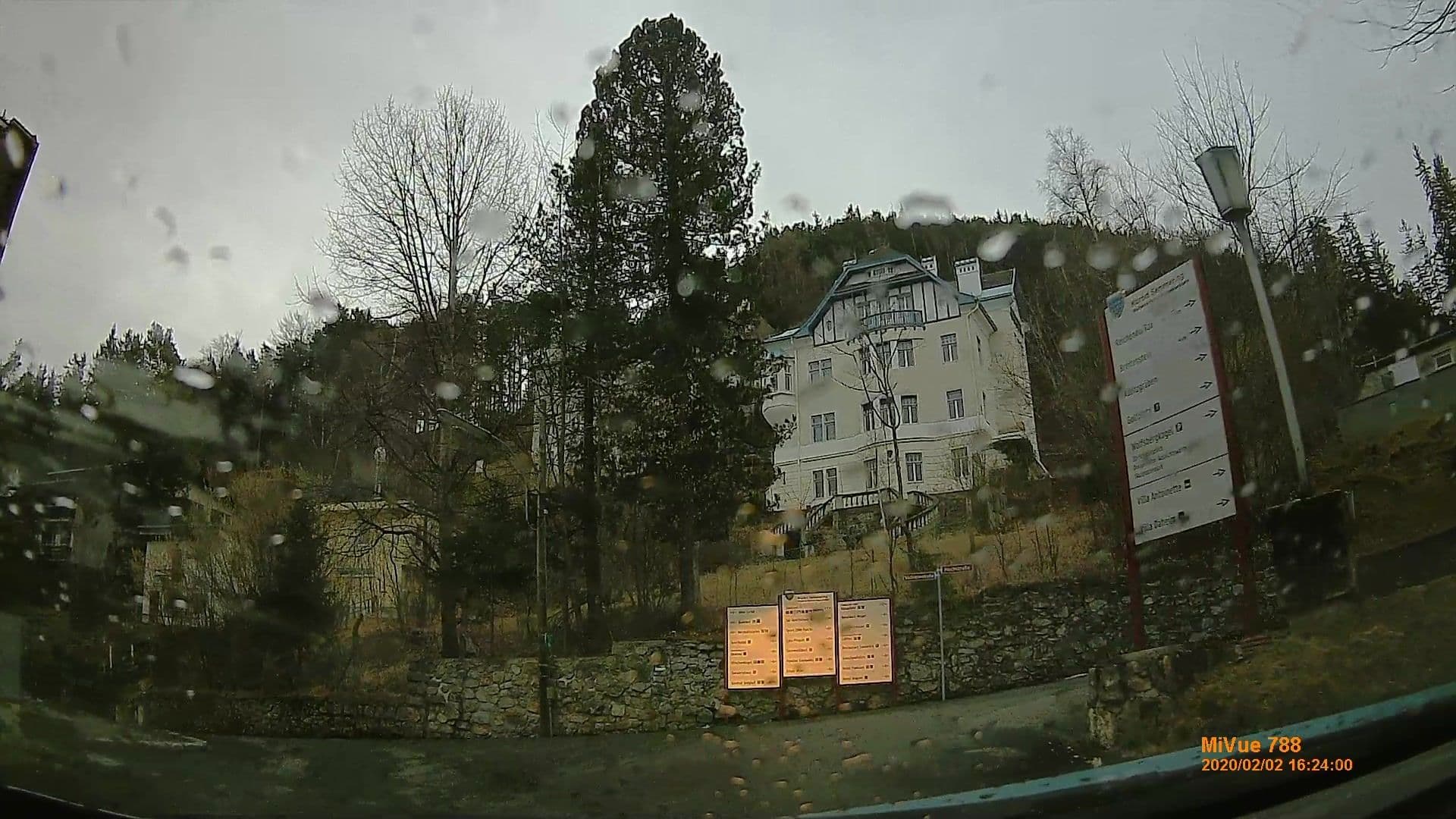 Street view near Gasthaus Berghof, Reichenau an der Rax — © geox123 (CC BY-SA · Mapillary)