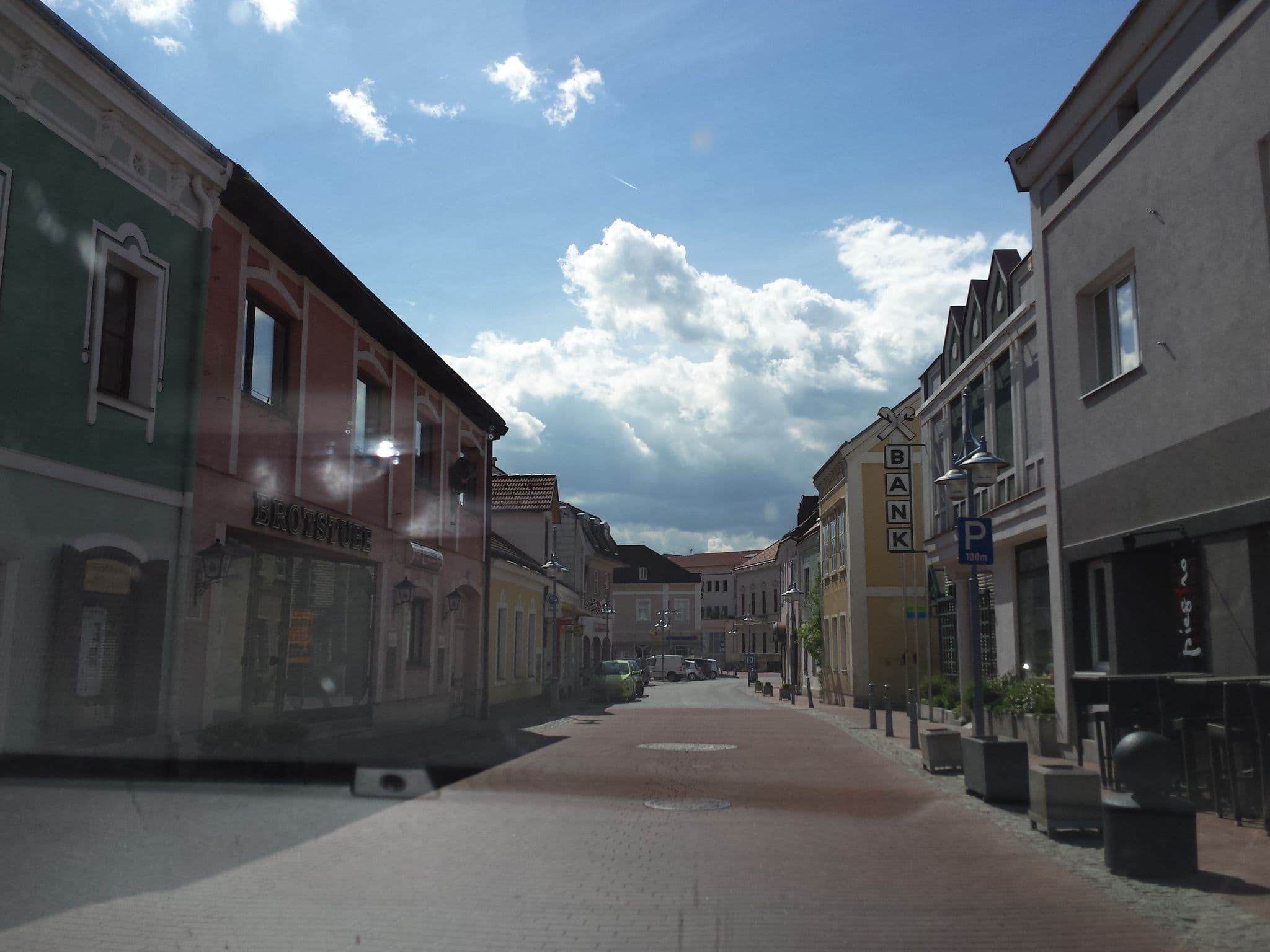 Street view near Pension Central, Markt Piesting — © rudolfmayer (CC BY-SA · Mapillary)