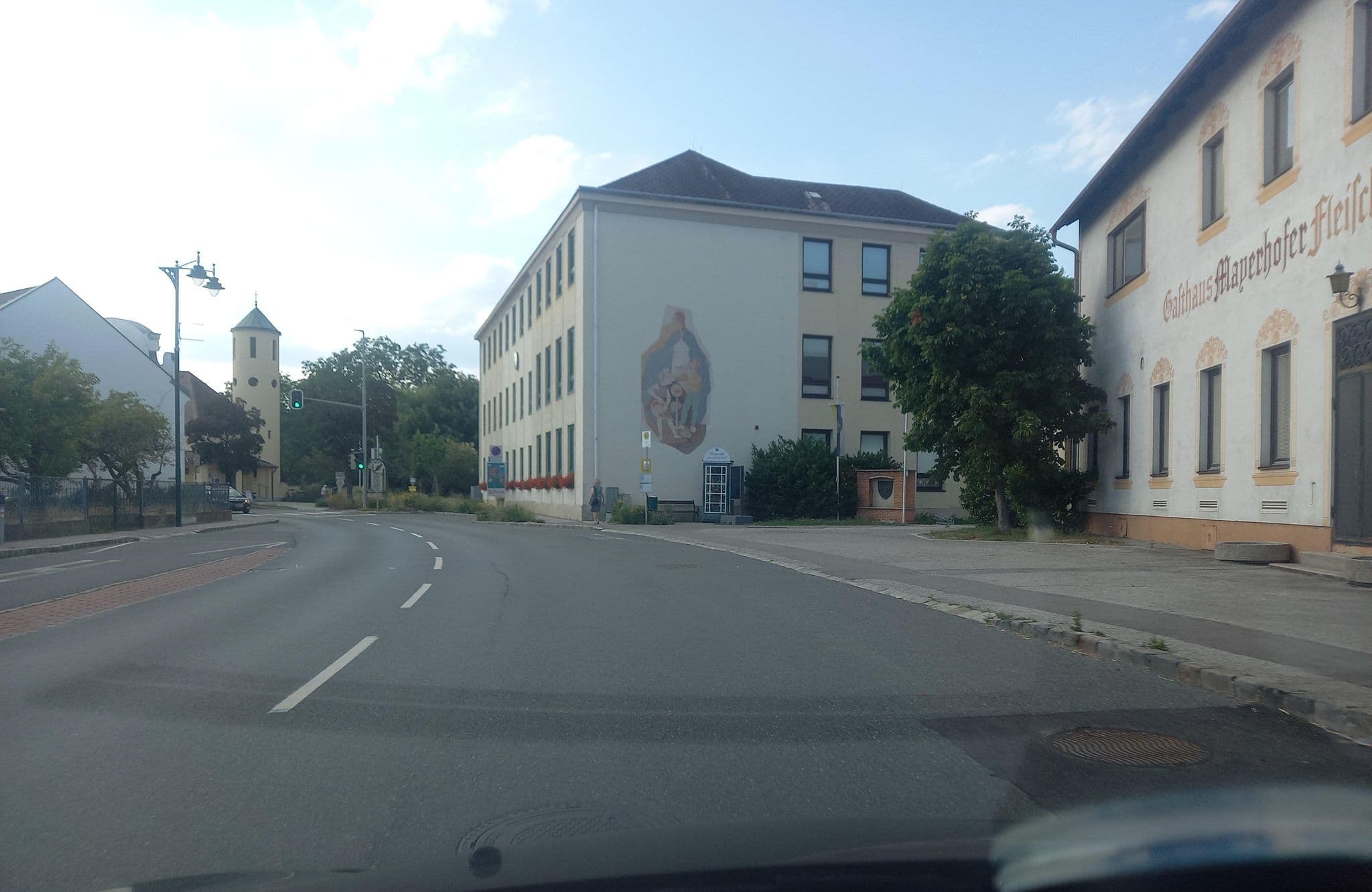 Street view near Gasthaus u Fleischerei Mayerhofer, Bad Erlach — © bbdr (CC BY-SA · Mapillary)