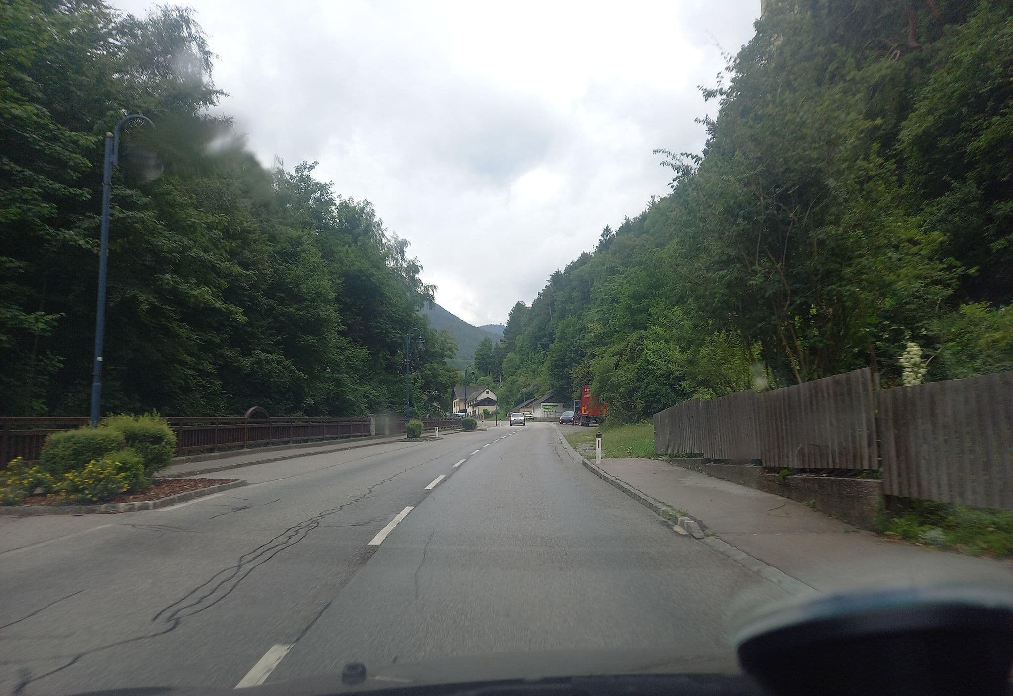 Street view near Gasthaus z. Kreuzberg, Payerbach — © bbdr (CC BY-SA · Mapillary)