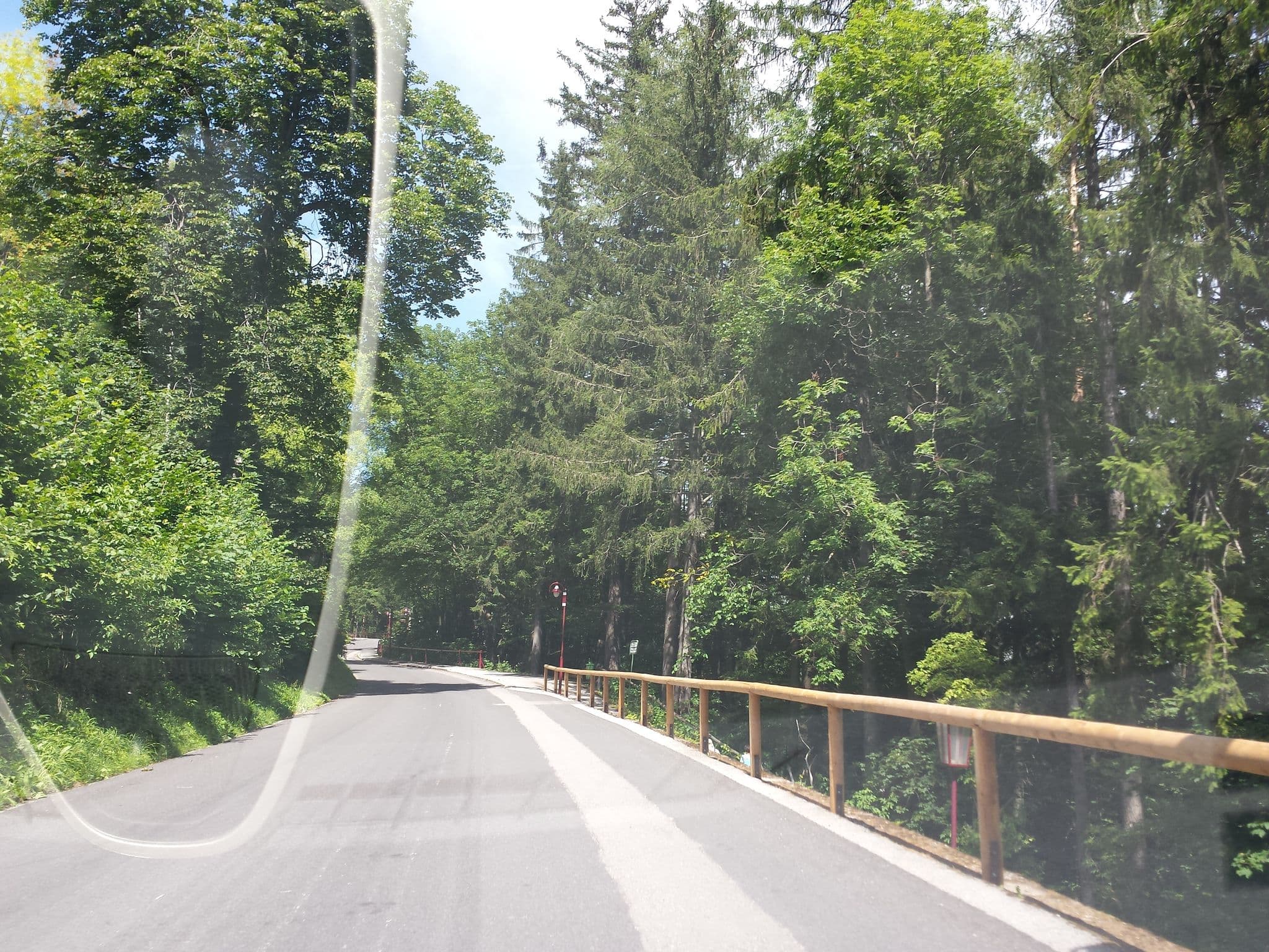 Street view near Urlaubs- und Seminar Villa LANDAU, Reichenau an der Rax — © rudolfmayer (CC BY-SA · Mapillary)