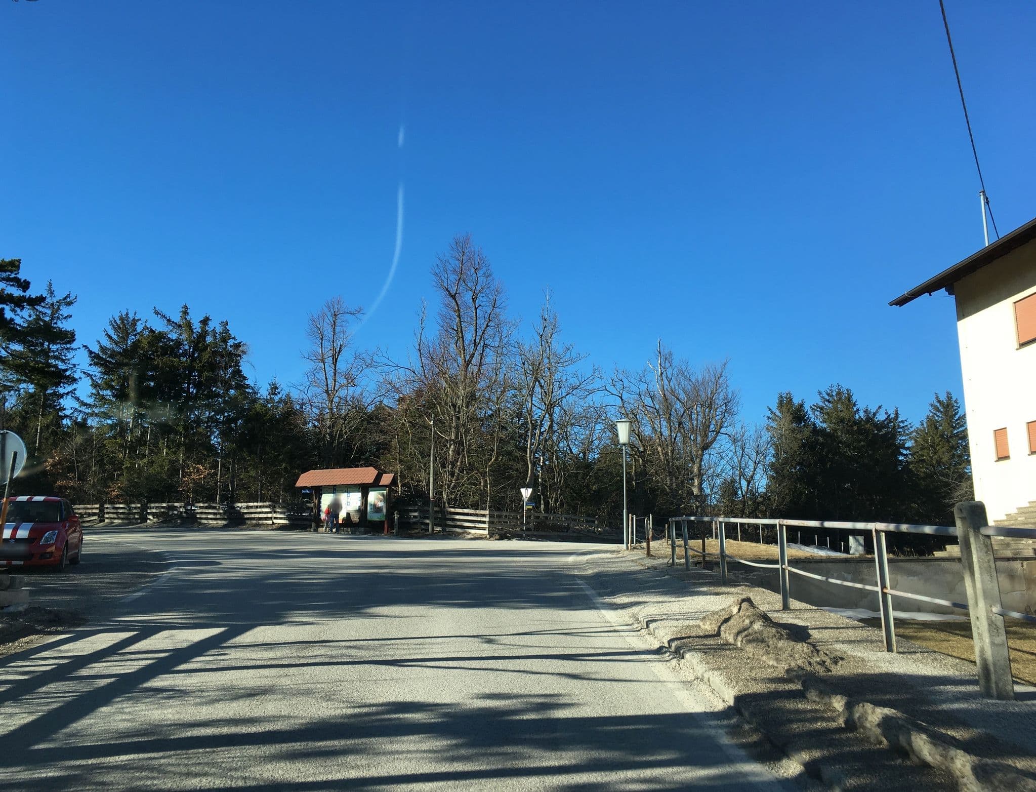 Street view near Gasthof Almfrieden, Winzendorf — © istefanos (CC BY-SA · Mapillary)