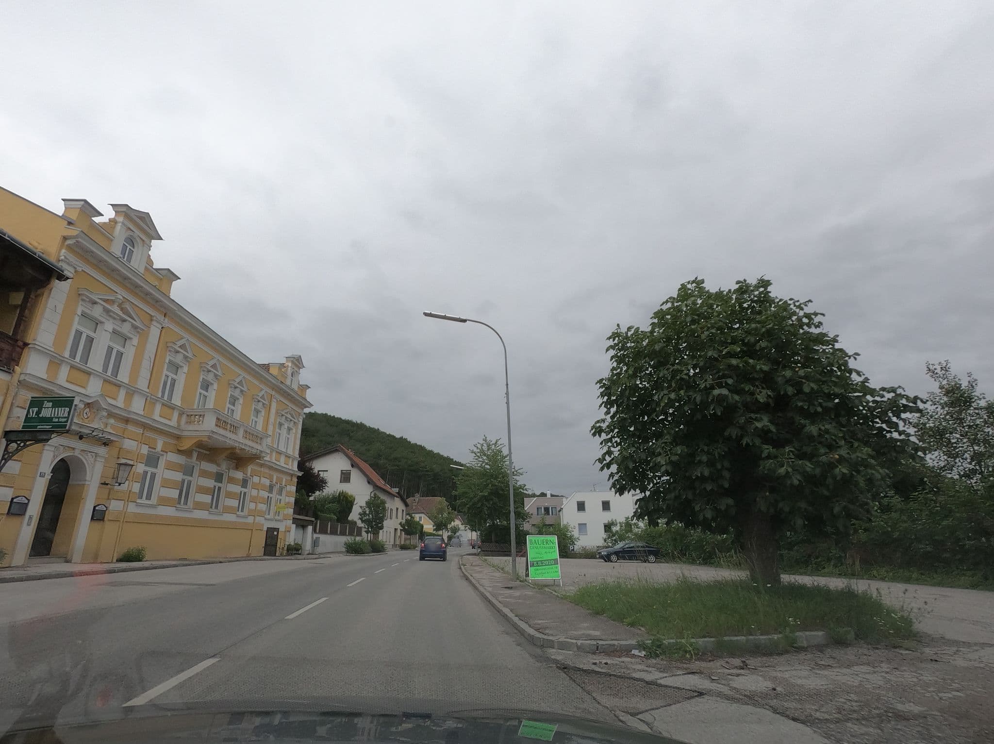 Street view near Reiterer Franz Gasthof St Johannerhof, Ternitz — © richlv (CC BY-SA · Mapillary)