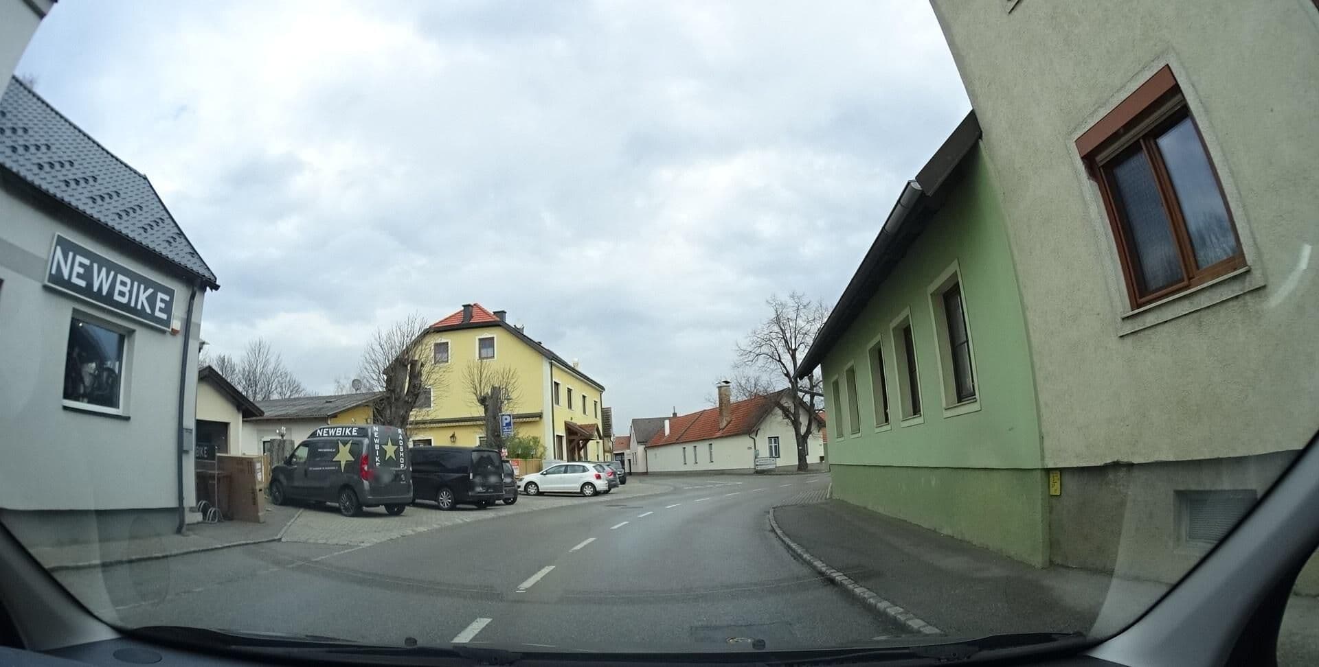 Street view near Karl Wirt Gasthaus - Adolf und Anna Karl, Winzendorf — © bbdr (CC BY-SA · Mapillary)