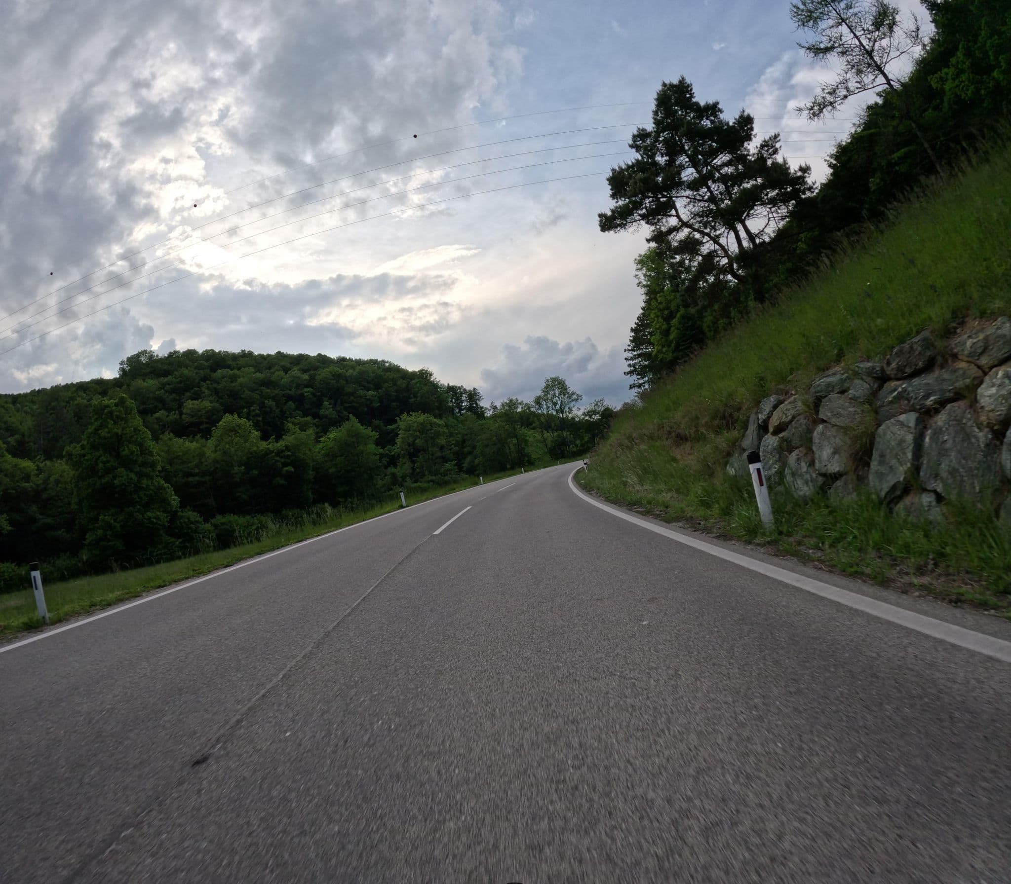 Street view near Zeman Hotel, Alland — © erias (CC BY-SA · Mapillary)