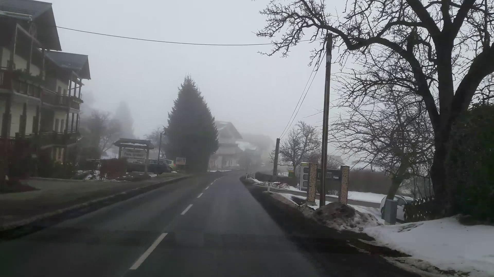 Street view near Ofnerhof Familie Gruber, Kirchberg am Wechsel — © stefan147 (CC BY-SA · Mapillary)