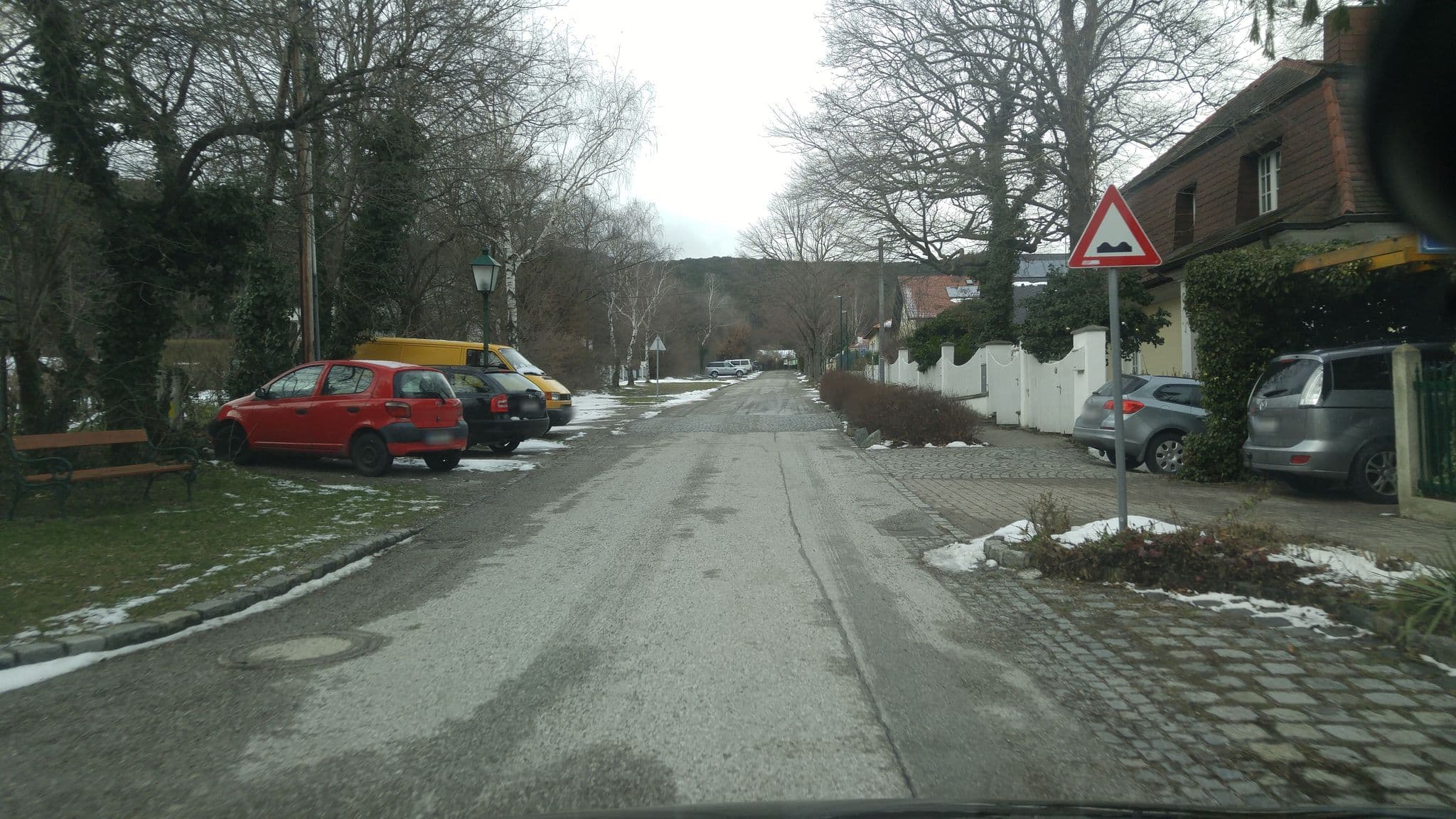 Street view near Haus am Schoenberg, Sooss — © r0cky (CC BY-SA · Mapillary)