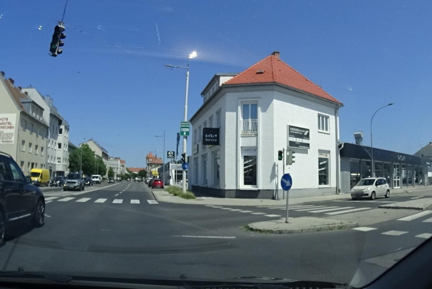 Street view near Koeglers Appartements, Wiener Neustadt — © bbdr (CC BY-SA · Mapillary)