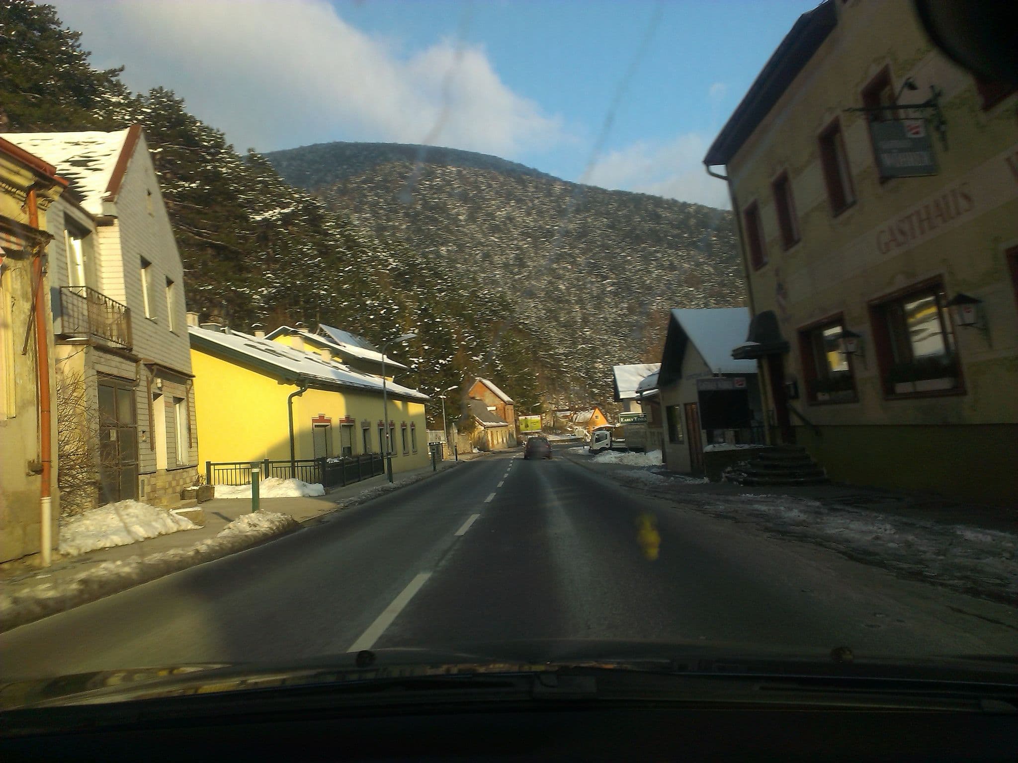 Street view near Gasthaus Wöhrer, Neusiedl — © segi (CC BY-SA · Mapillary)