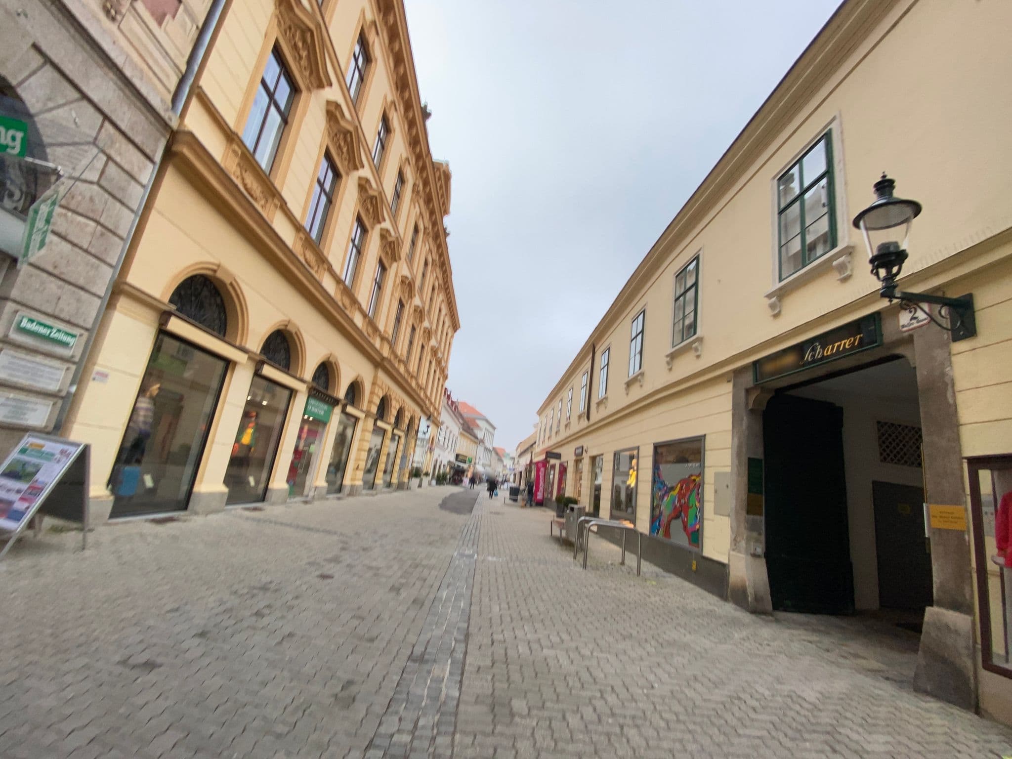 Street view near Baden - Wienerwald, Baden — © trailscout (CC BY-SA · Mapillary)