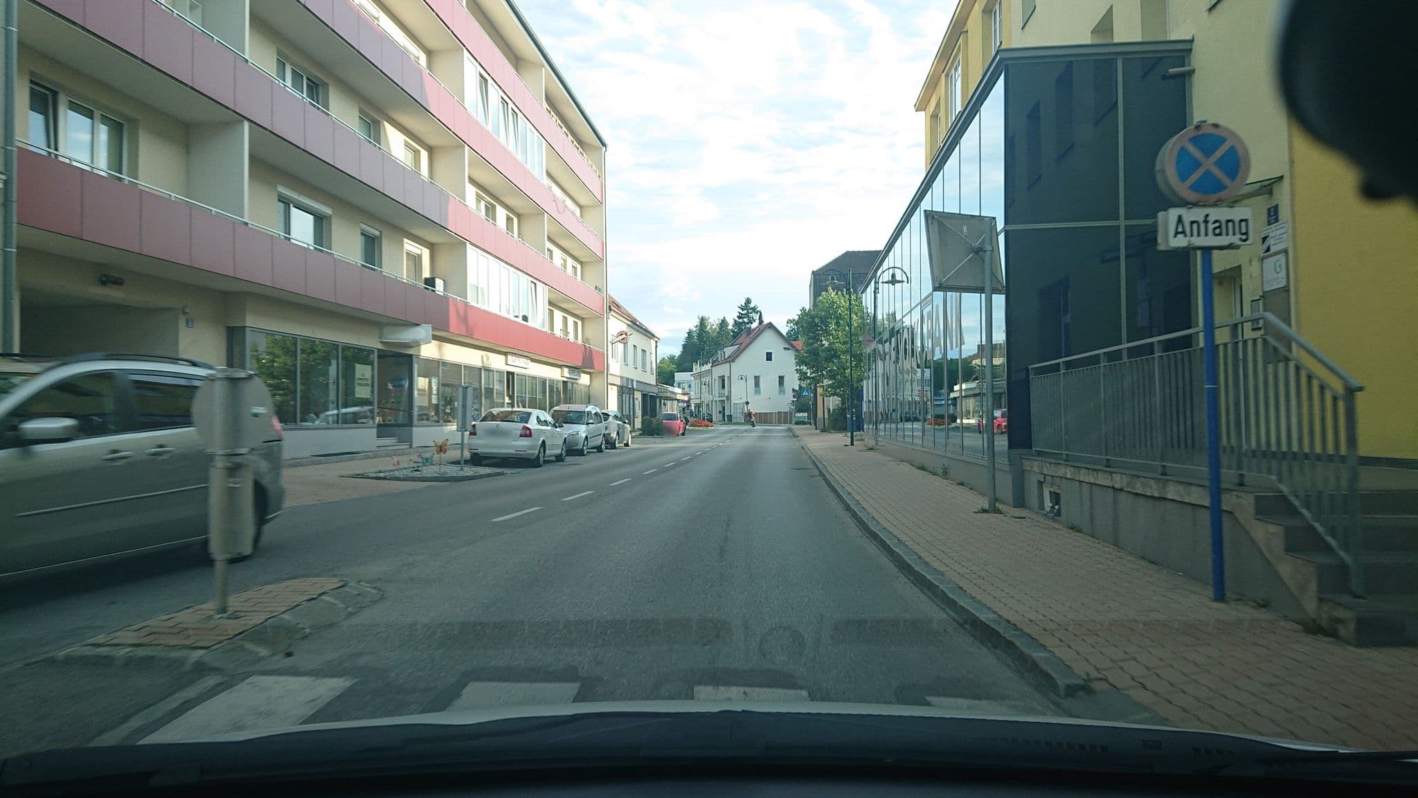 Street view near Gasthaus Neu-Wirt, Berndorf — © ximex (CC BY-SA · Mapillary)