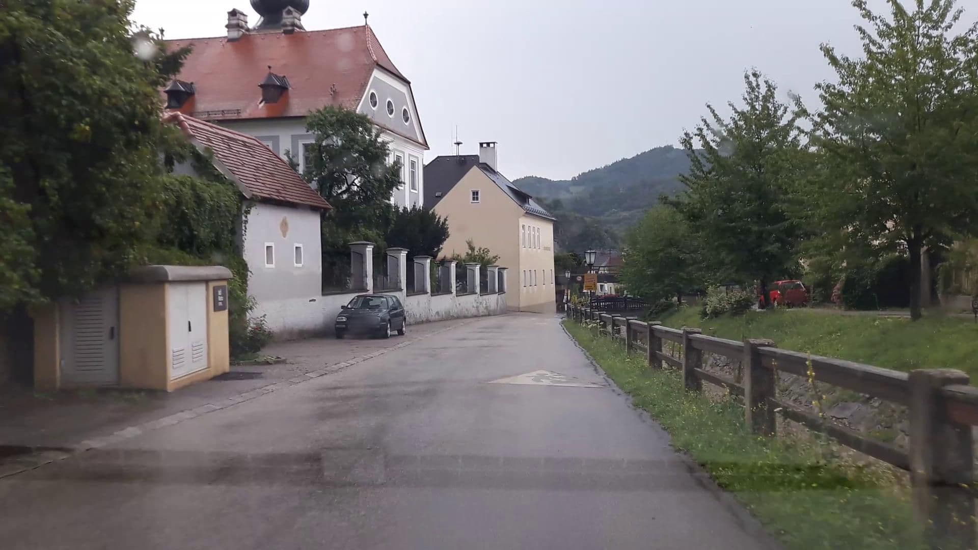 Street view near Haus Gerstbauer, Spitz — © stefan147 (CC BY-SA · Mapillary)