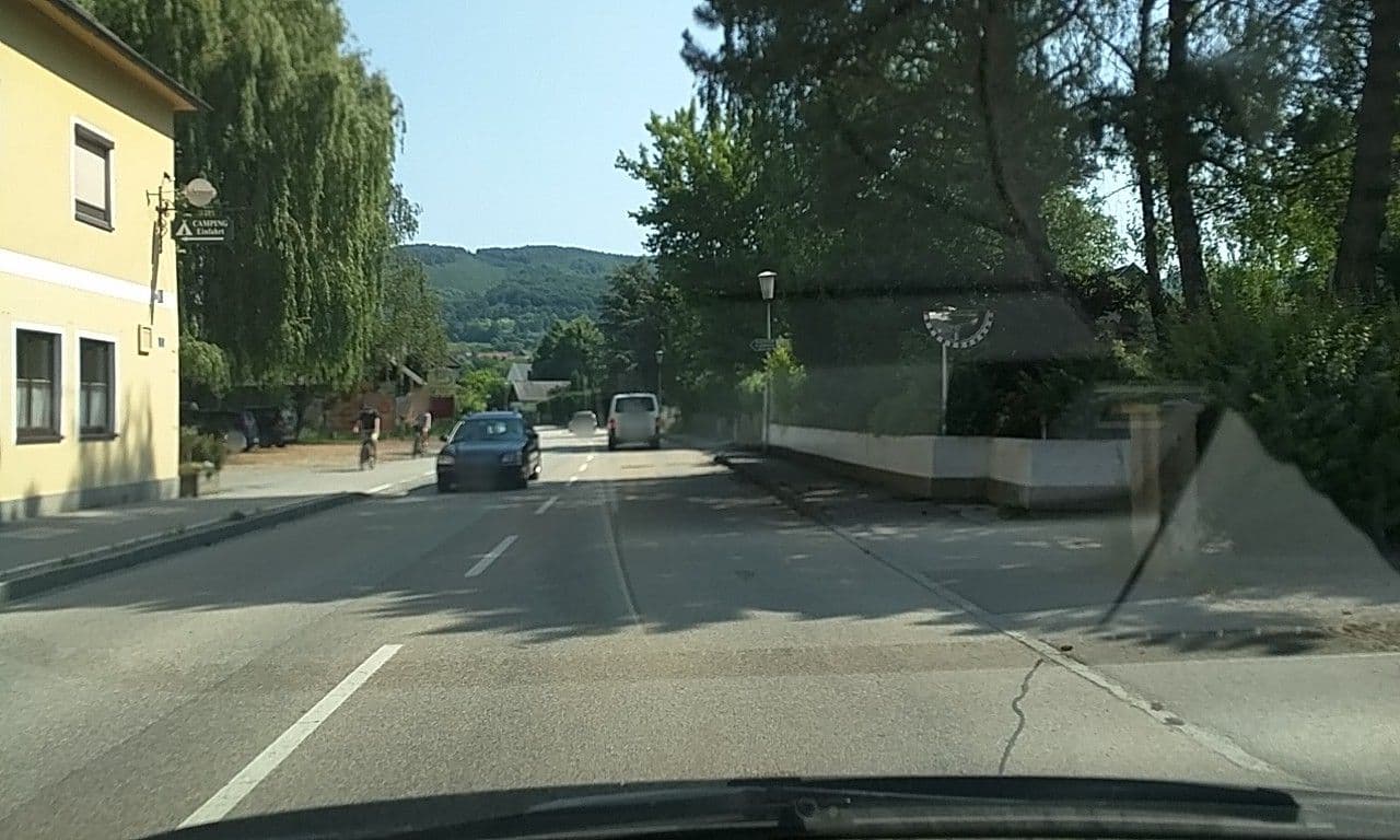Street view near Gasthof Stumpfer, Melk — © schu_r (CC BY-SA · Mapillary)