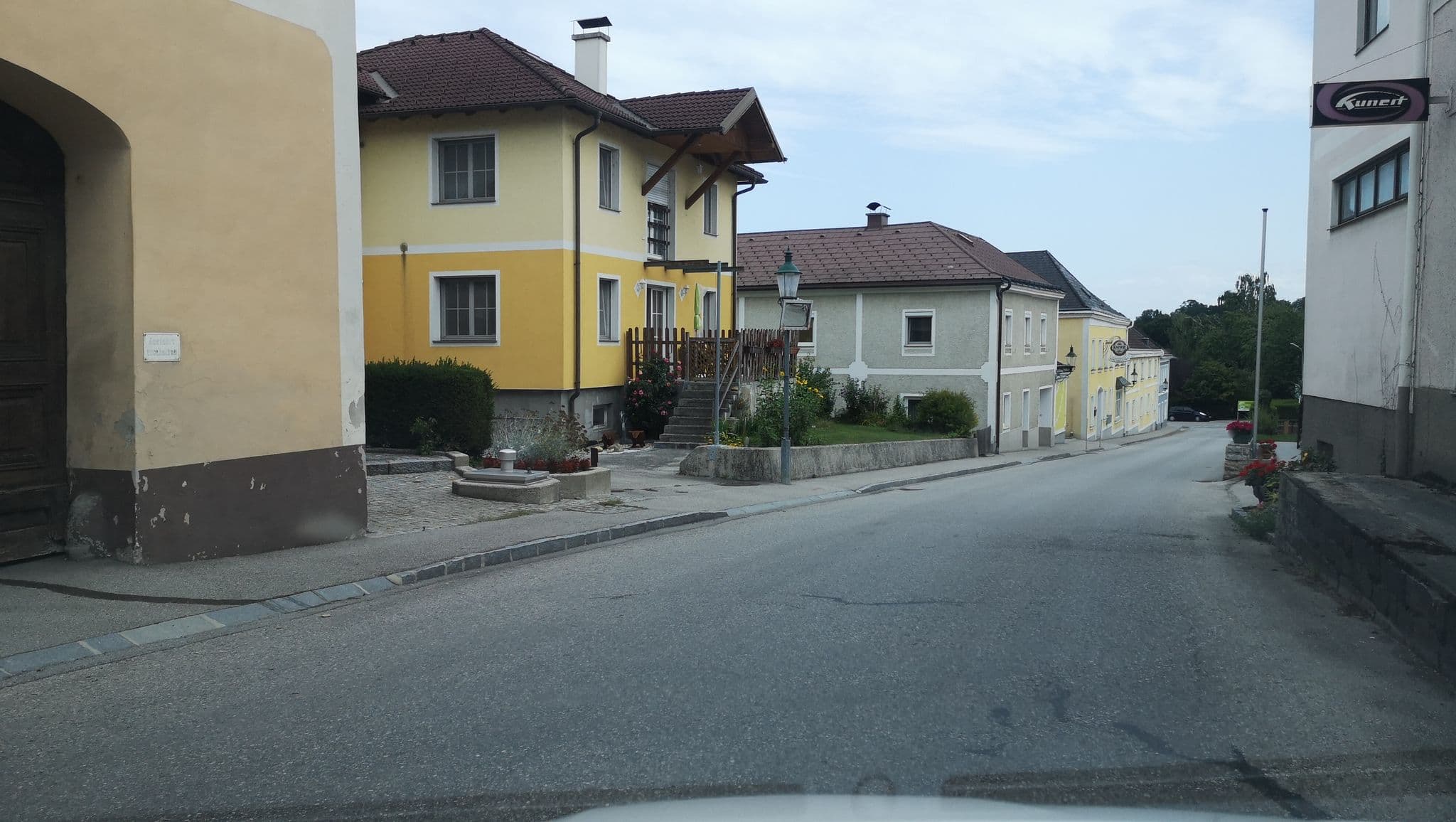 Street view near Gasthof Linde, Ferschnitz — © schu_r (CC BY-SA · Mapillary)