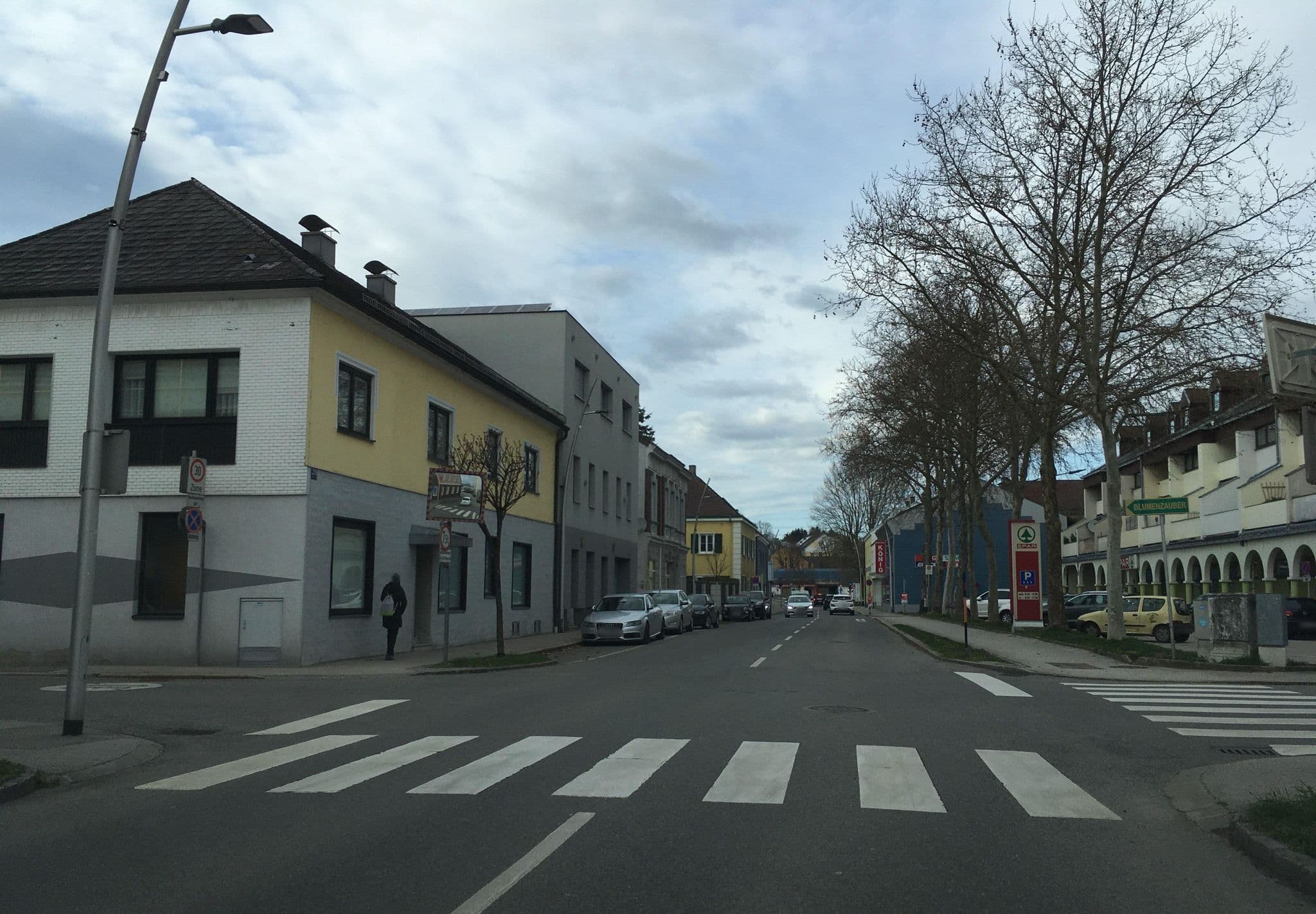 Street view near Gasthof zur Rennbahn, Amstetten — © istefanos (CC BY-SA · Mapillary)