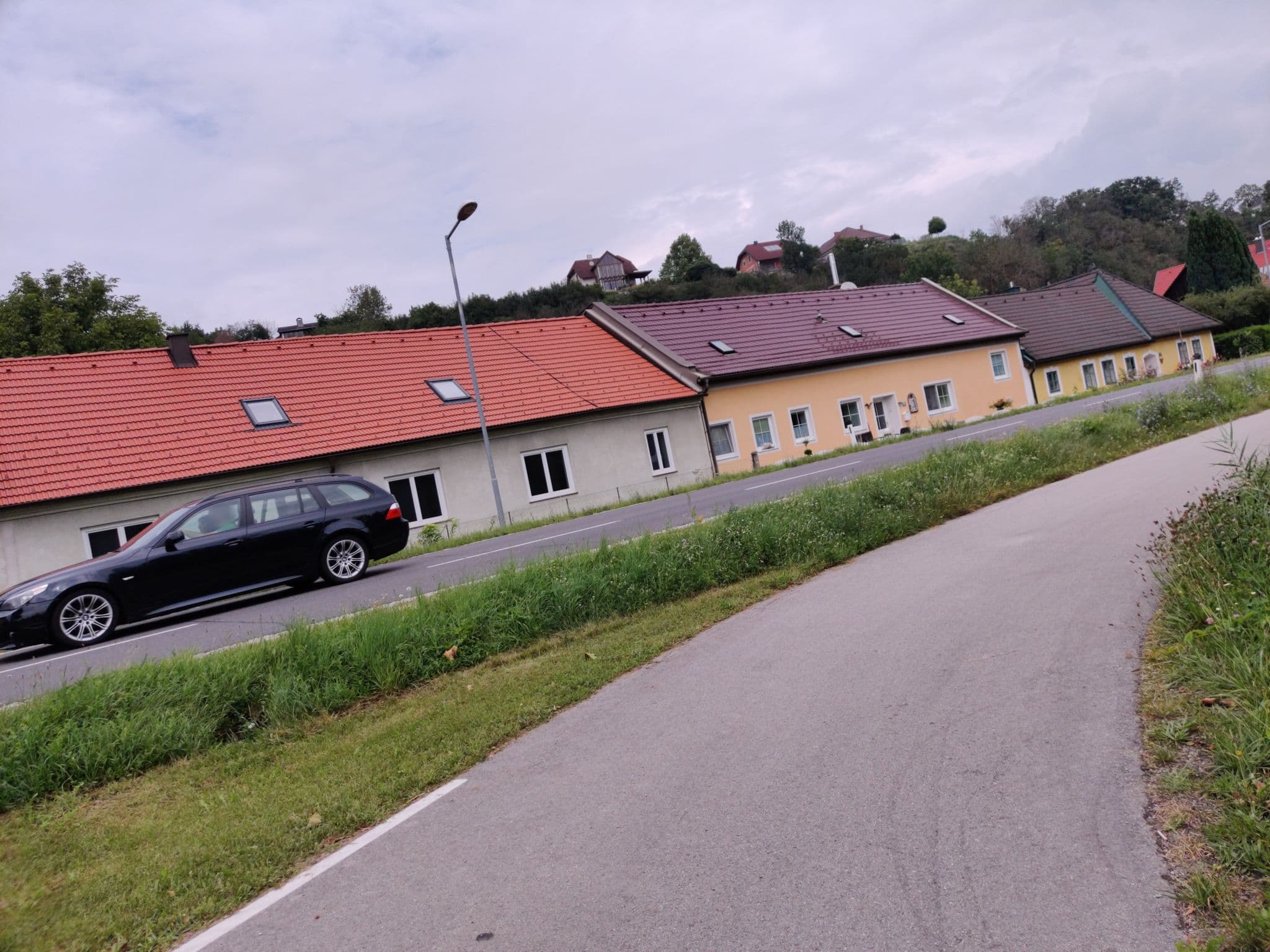 Street view near Martina Kogler, Pöchlarn — © aceini (CC BY-SA · Mapillary)