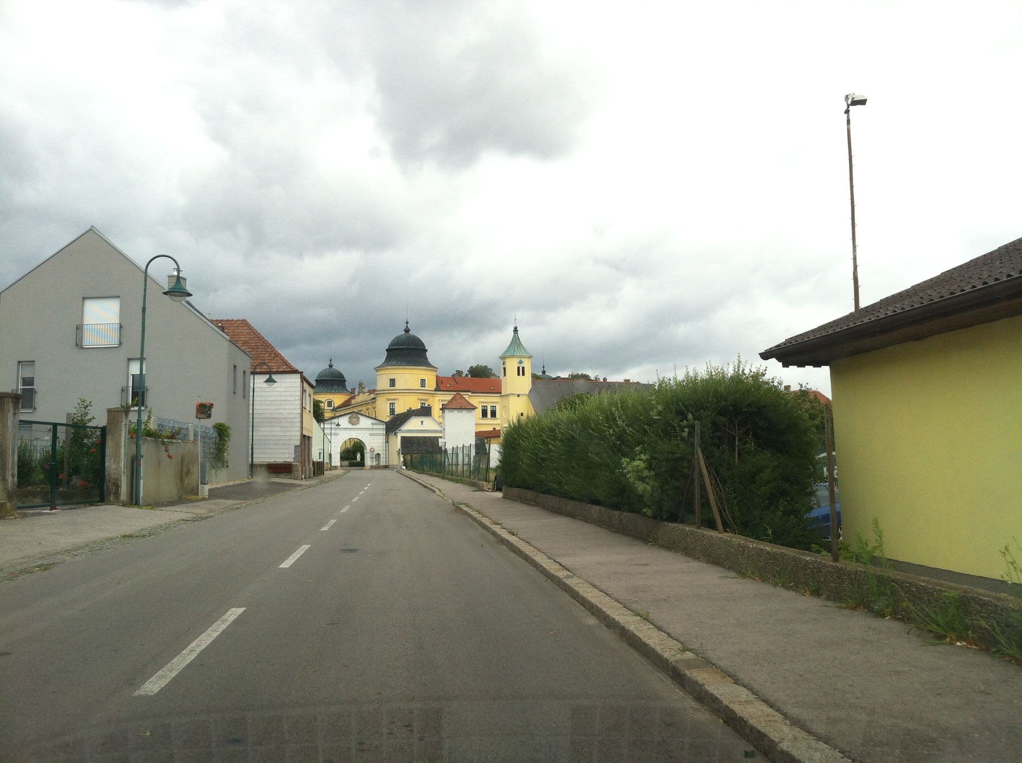 Street view near Gasthaus Reif - Köckeis Gabriele, Langenrohr — © rufus1295 (CC BY-SA · Mapillary)