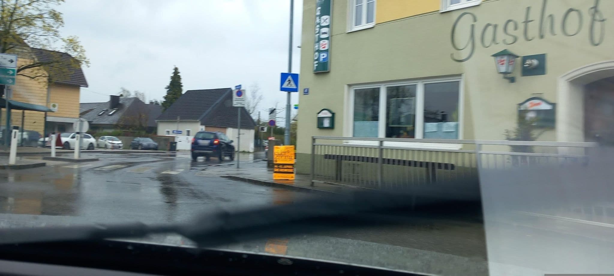 Street view near Gasthof Kraus, Amstetten — © consens_verkehrsplanung (CC BY-SA · Mapillary)