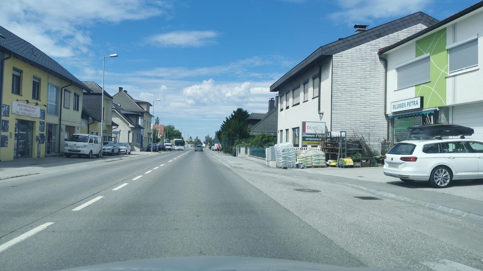 Street view near Gasthaus zum Kirchenwirt, Harland — © hlfan (CC BY-SA · Mapillary)