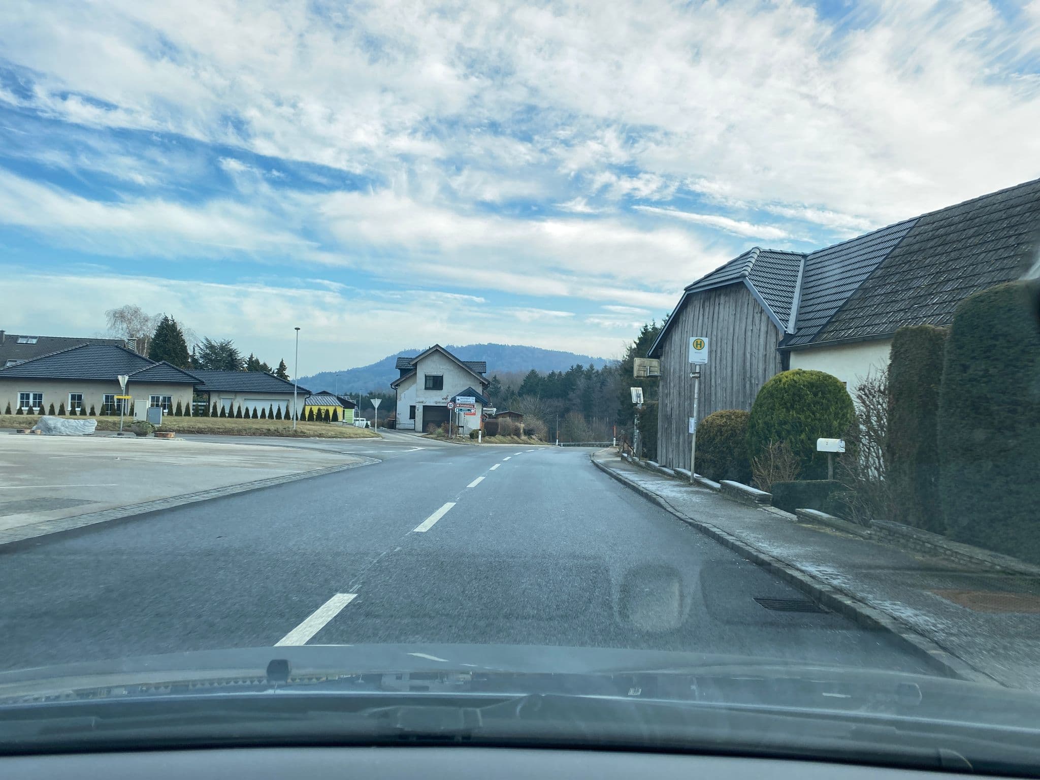 Street view near Gasthaus Temper, Loosdorf — © hamster28 (CC BY-SA · Mapillary)