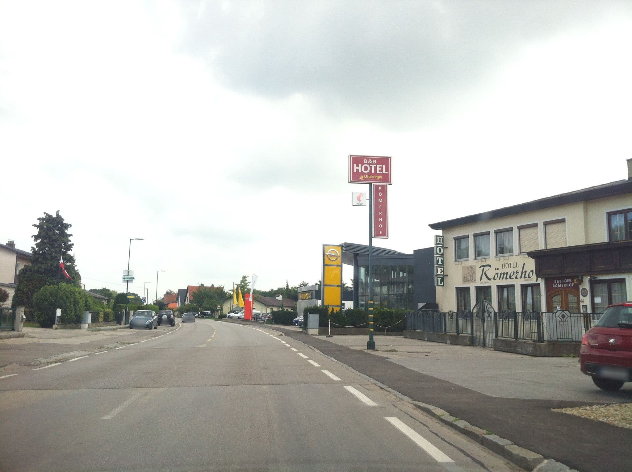 Street view near B&B Hotel Römerhof, Tulln — © rufus1295 (CC BY-SA · Mapillary)
