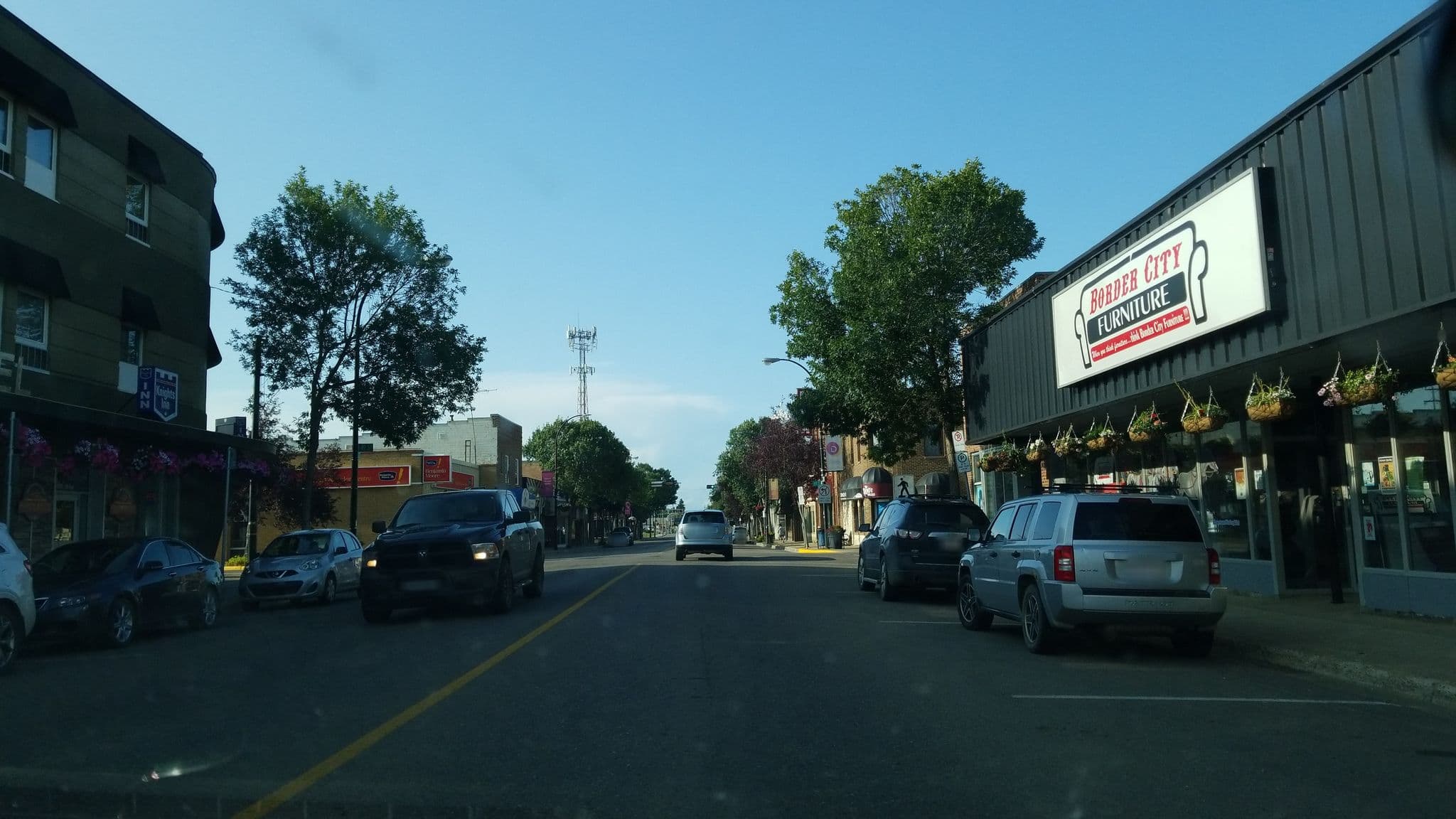 Street view near Central Suite Hotel Knight's Inn, Lloydminster — © christopherius (CC BY-SA · Mapillary)
