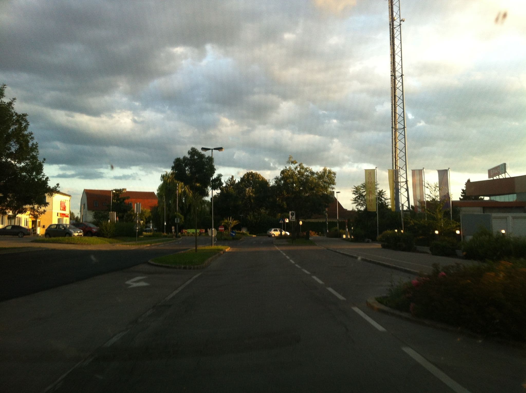 Street view near Das Römerhof, Tulln — © rufus1295 (CC BY-SA · Mapillary)