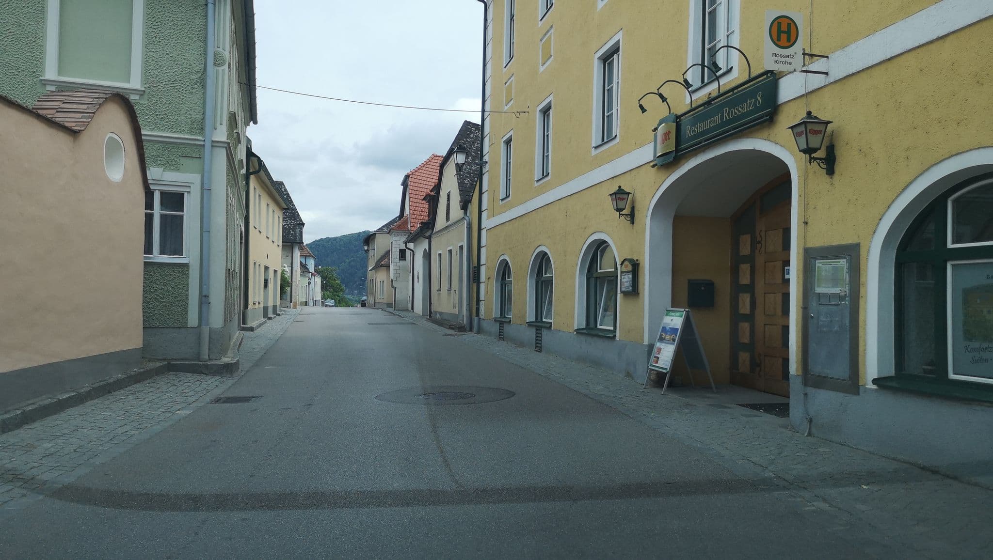 Street view near Artur Dumitrjuk, Mautern — © schu_r (CC BY-SA · Mapillary)