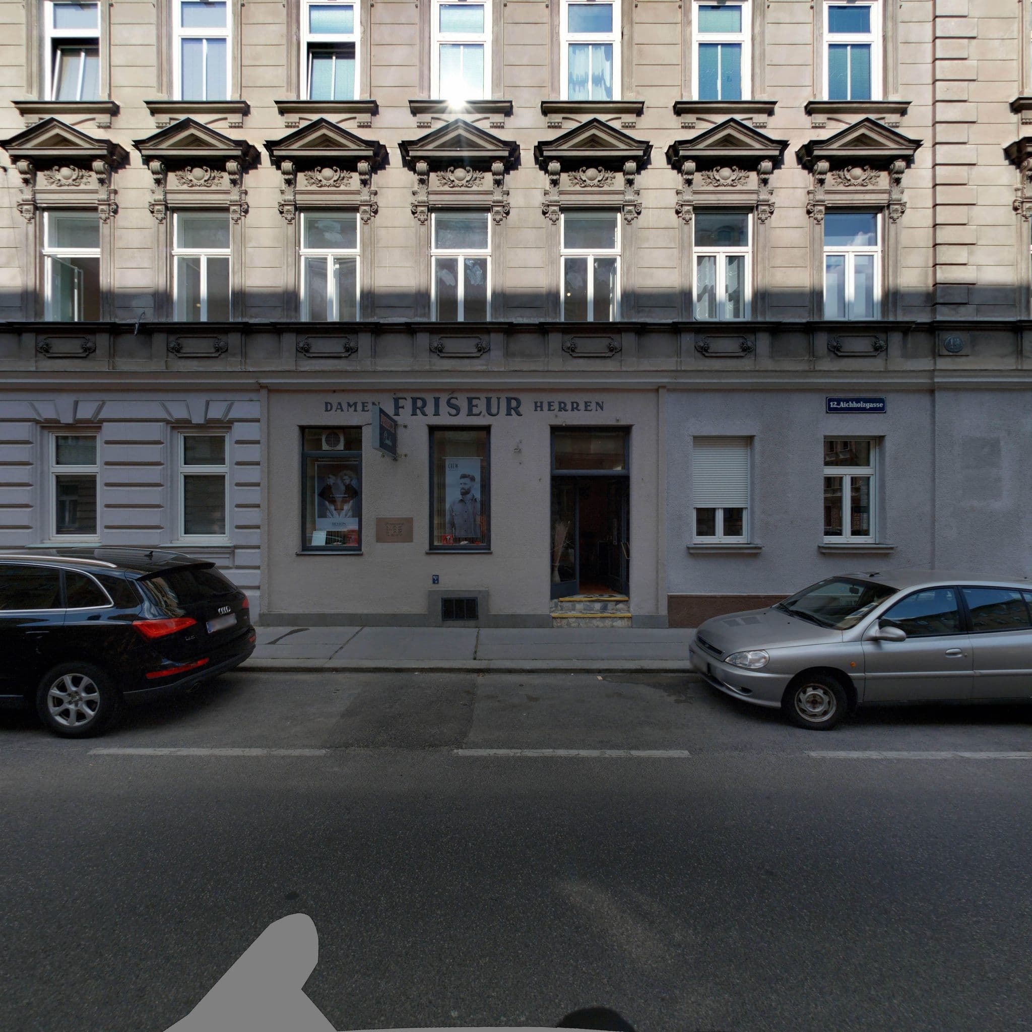 Street view near Alfred Nitsch, Fünfhaus — © eliasgander (CC BY-SA · Mapillary)