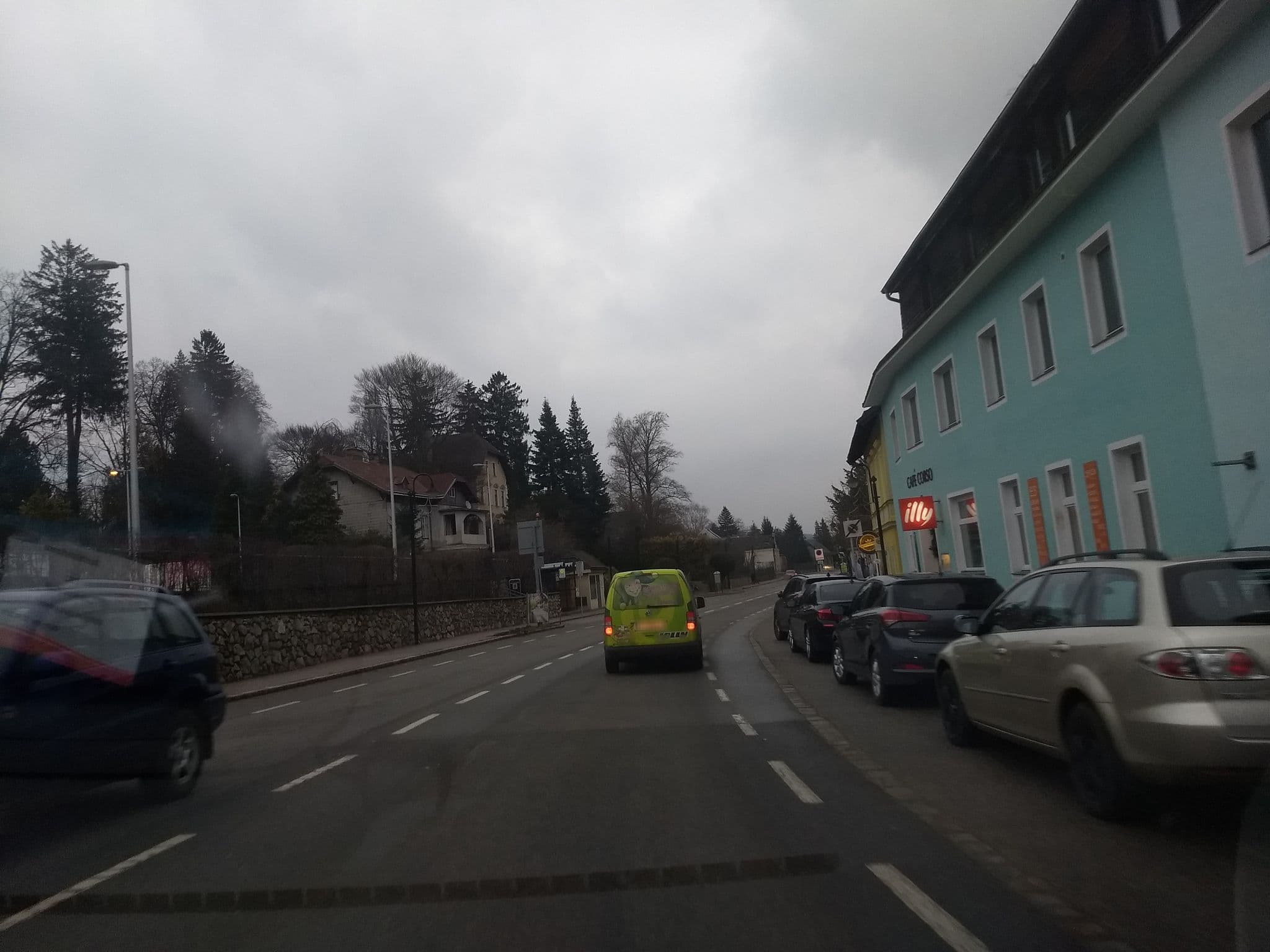 Street view near Pressbaumerhof, Pressbaum — © nielkrokodil (CC BY-SA · Mapillary)