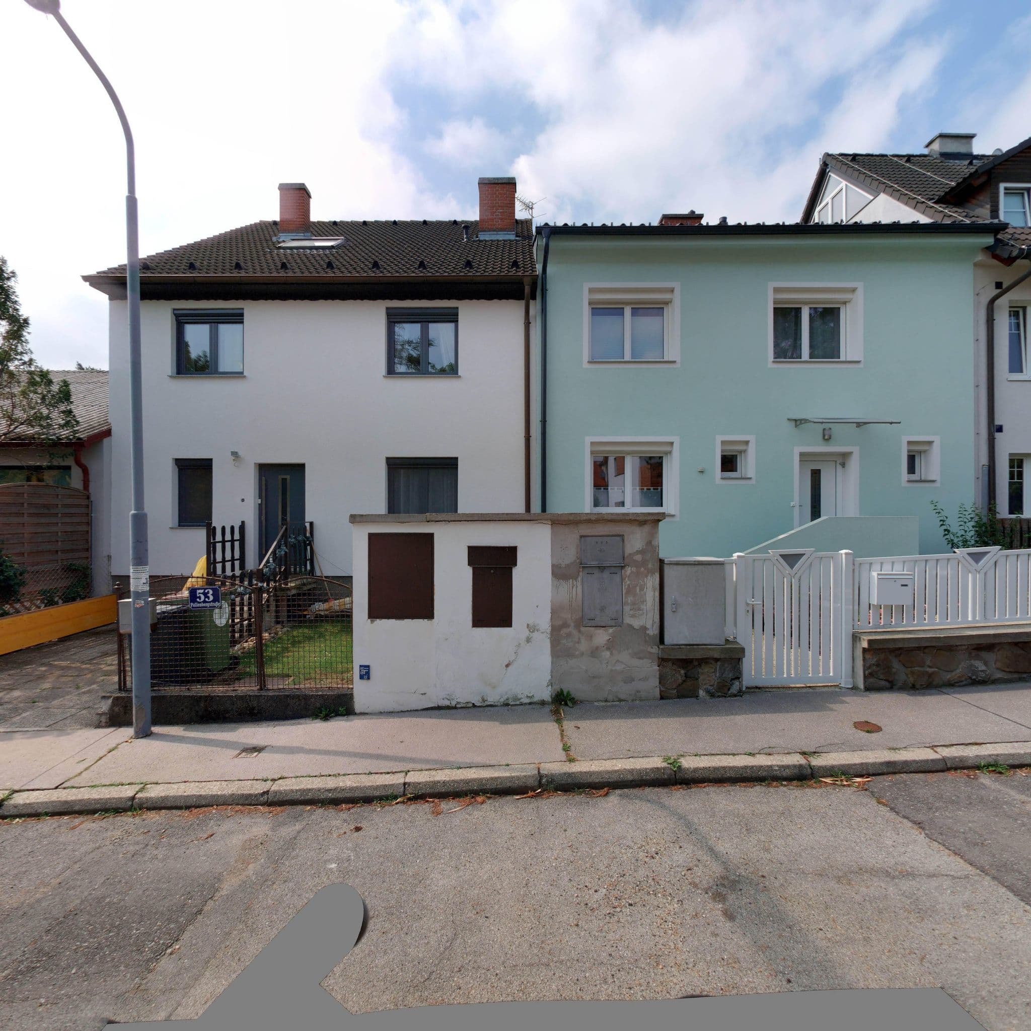 Street view near Superiora Media, Hietzing — © eliasgander (CC BY-SA · Mapillary)