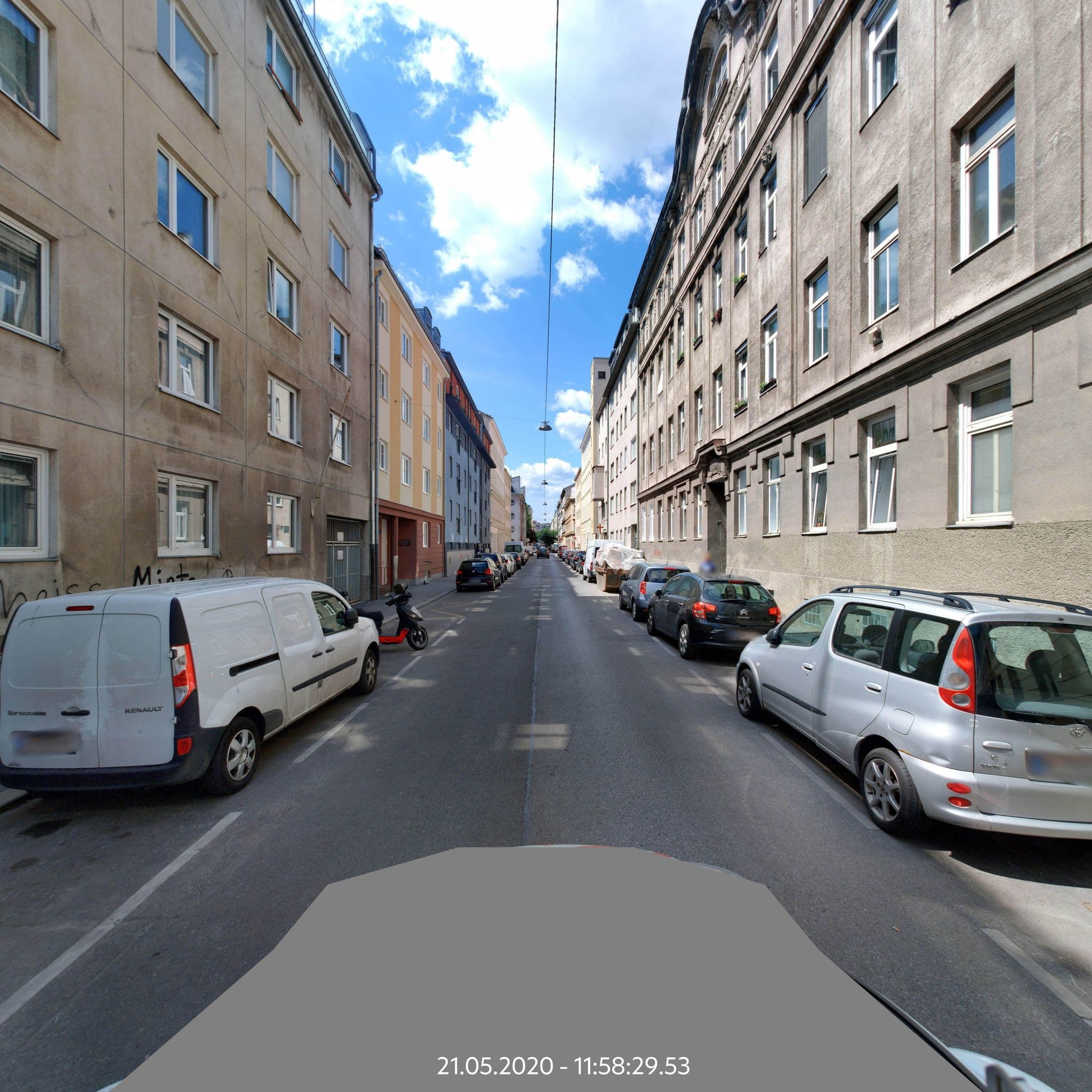 Street view near Small Cosy Studio, Fünfhaus — © eliasgander (CC BY-SA · Mapillary)