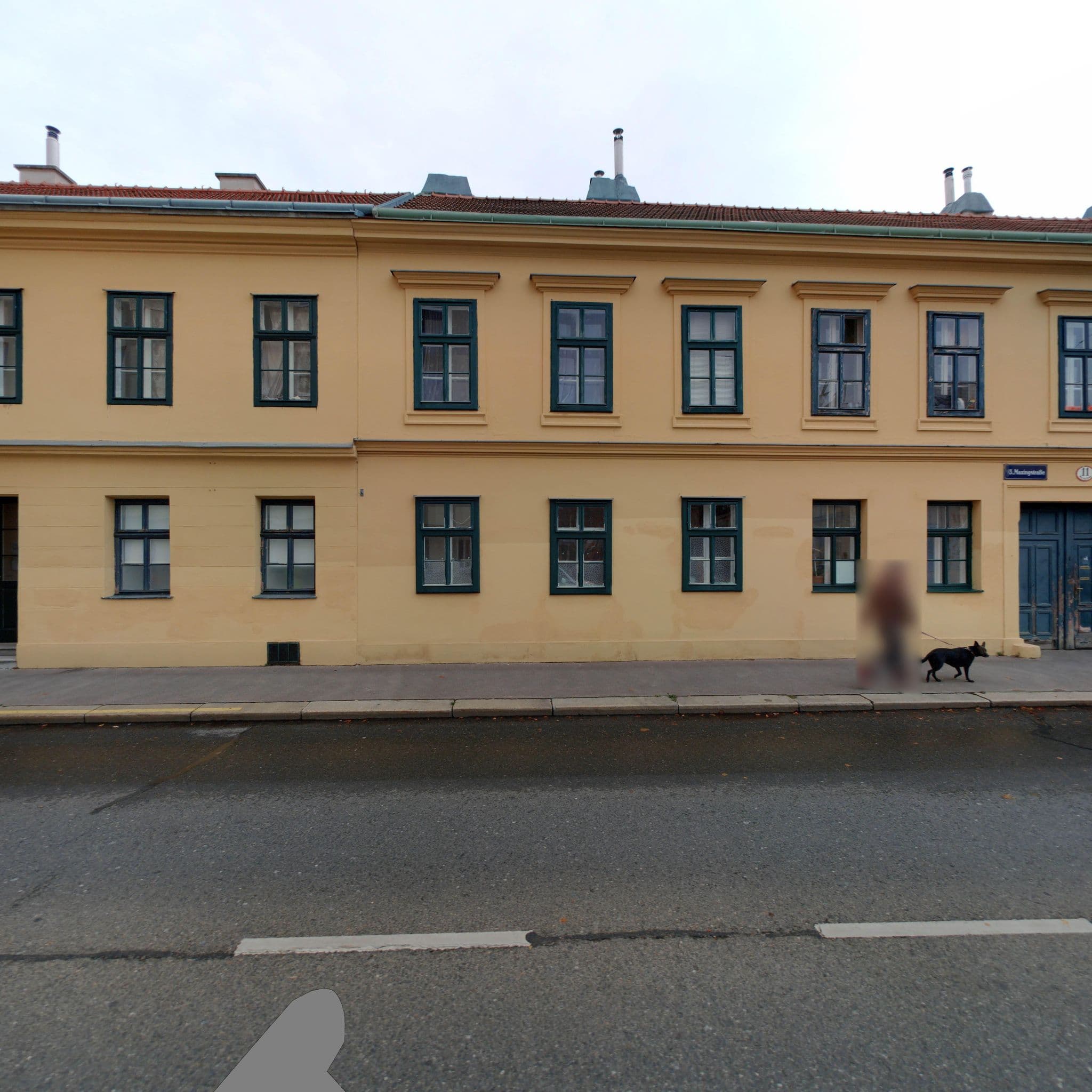 Street view near Maxingstueberl - Hietzinger Weinstube GmbH, Hietzing — © eliasgander (CC BY-SA · Mapillary)