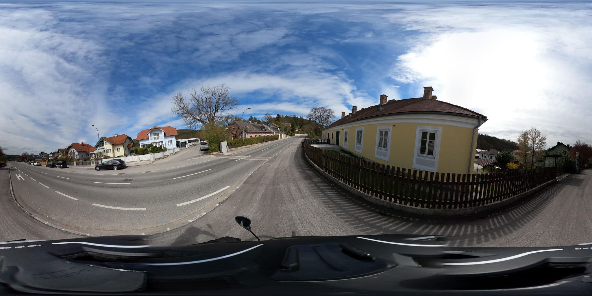 Street view near Stiftsgasthaus d Stiftes Heiligenkreuz, Alland — © di0v0n (CC BY-SA · Mapillary)