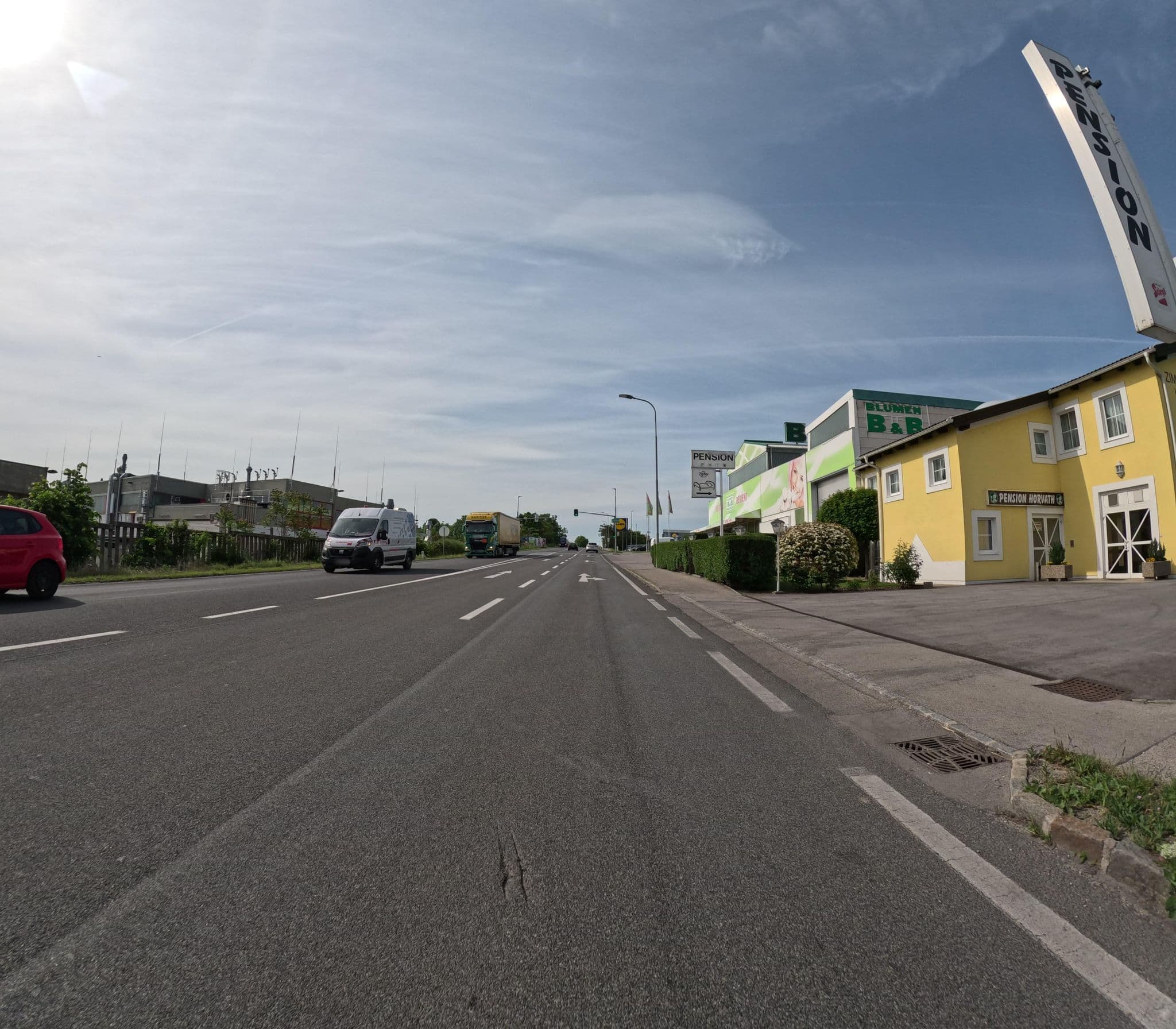 Street view near Zach Mathilde GmbH, Guntramsdorf — © erias (CC BY-SA · Mapillary)